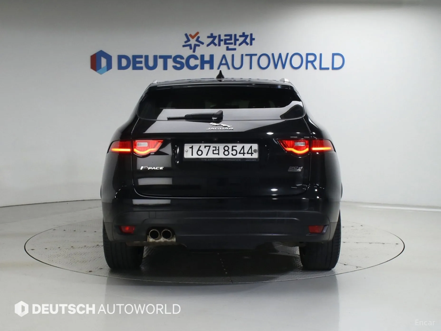 Jaguar F-PACE превью 4