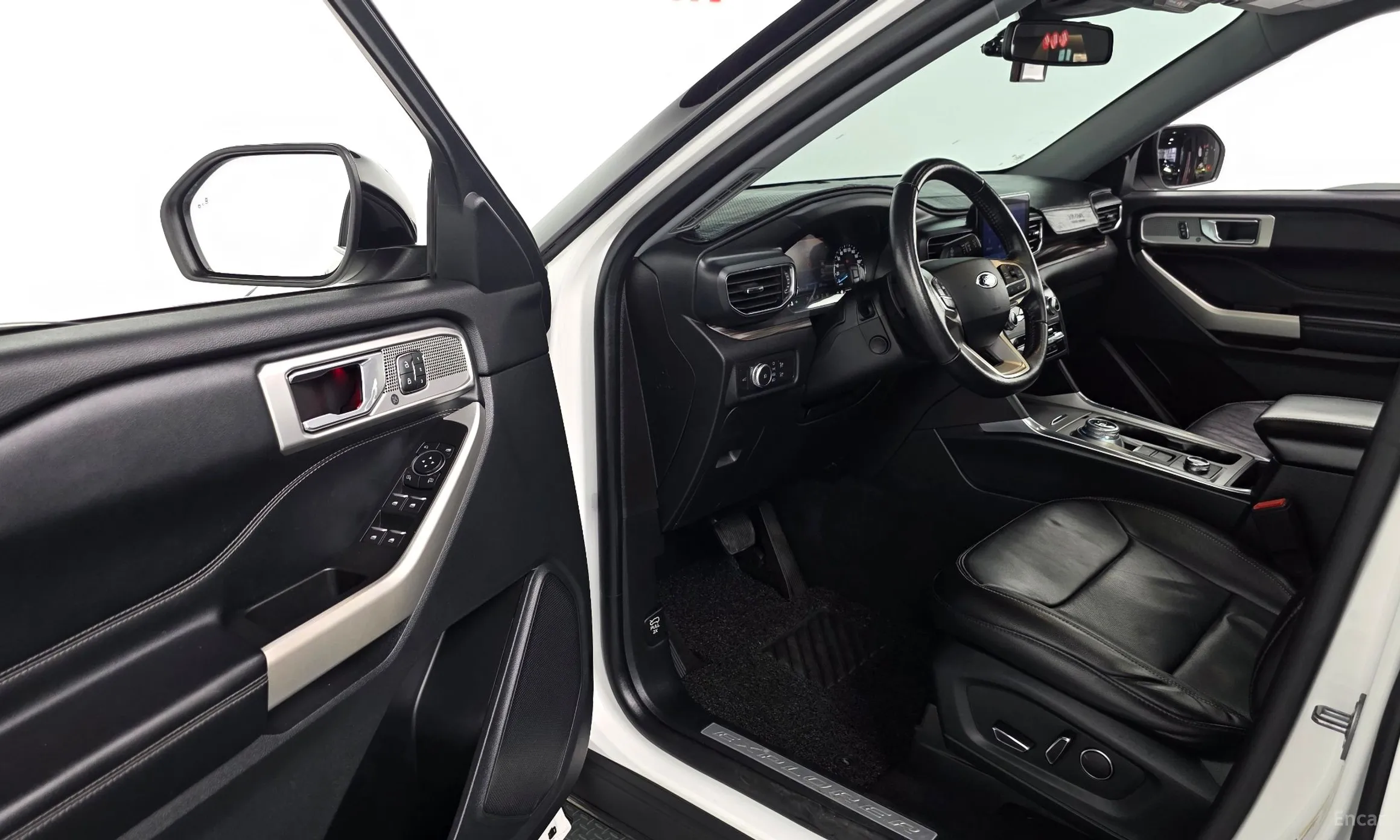 Ford Explorer 6th Generation превью 10