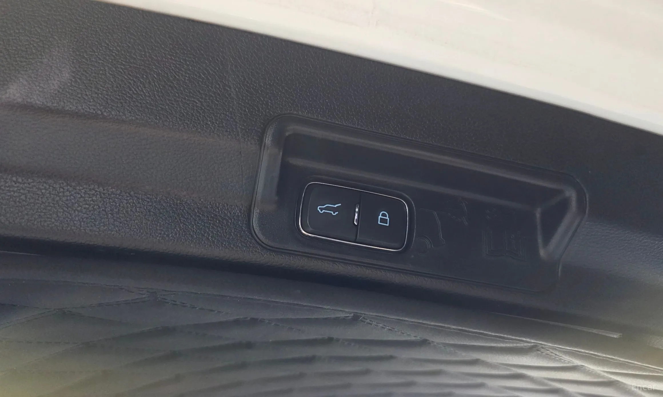 Ford Explorer 6th Generation превью 18