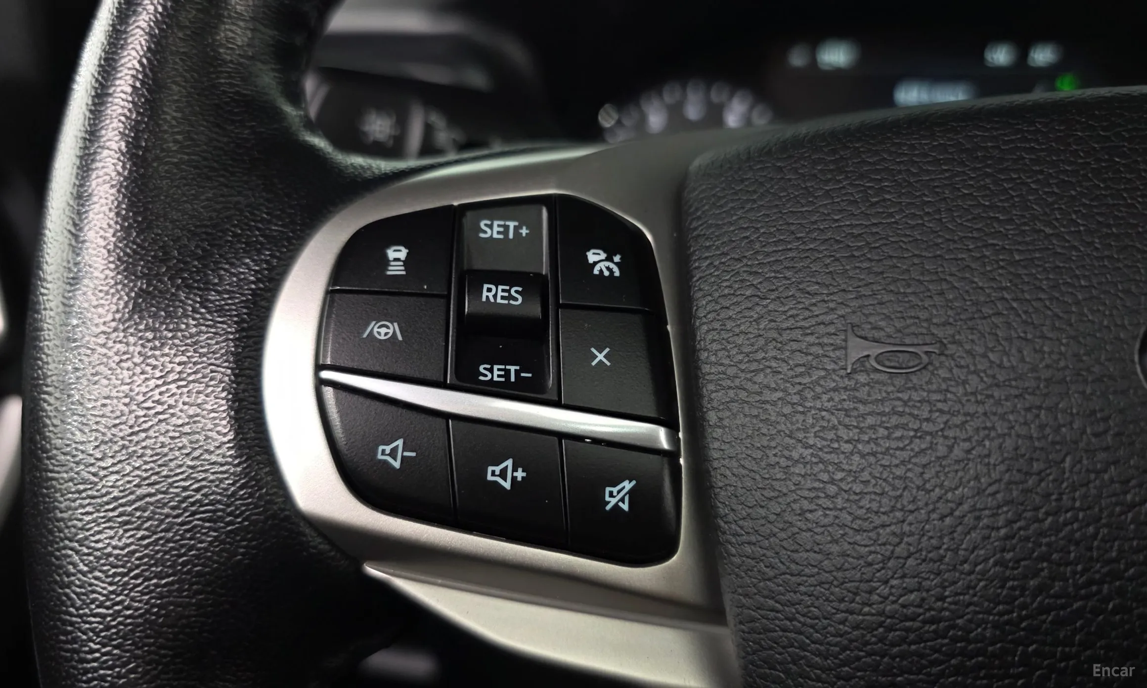 Ford Explorer 6th Generation превью 19