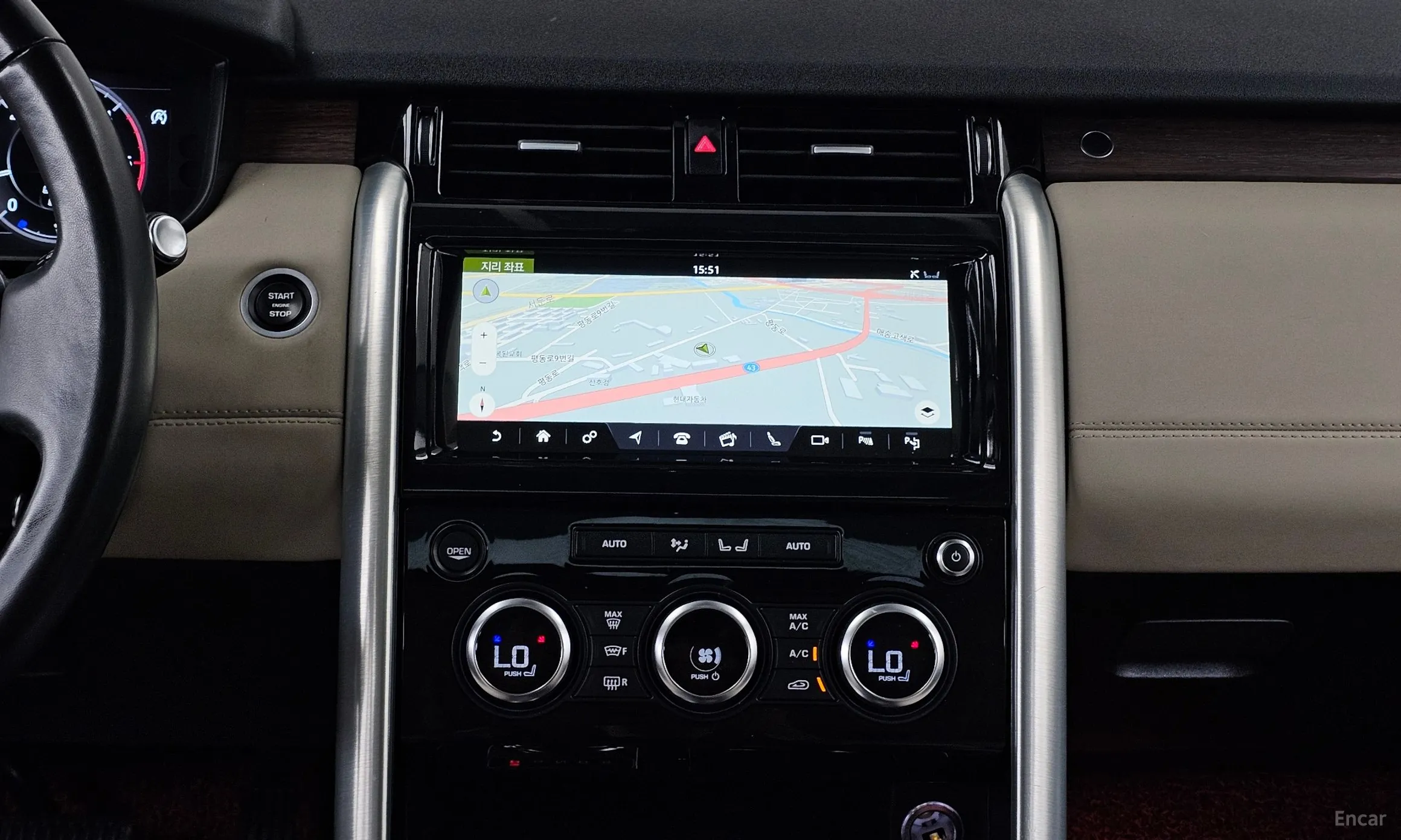 Land Rover Discovery 5 превью 14