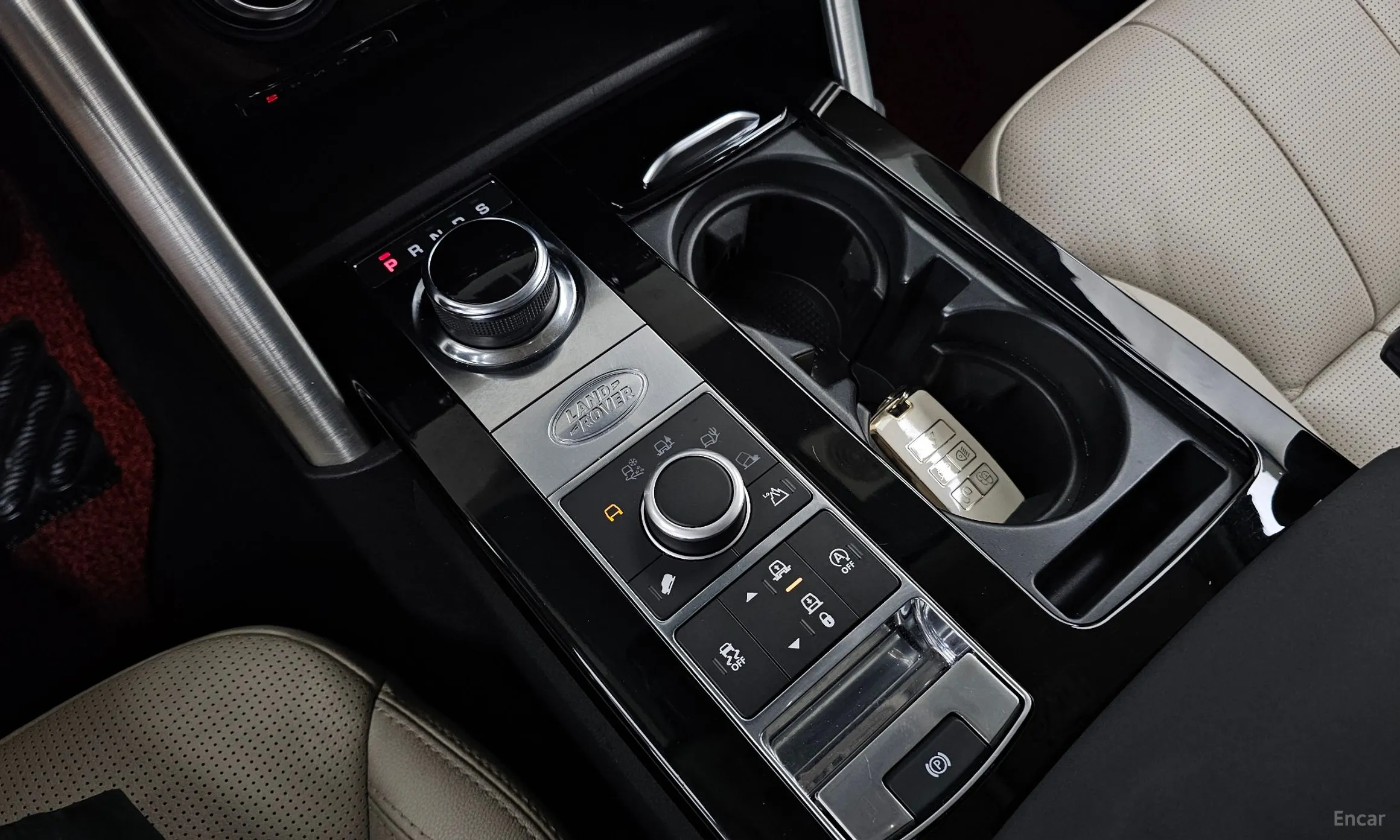 Land Rover Discovery 5 превью 9