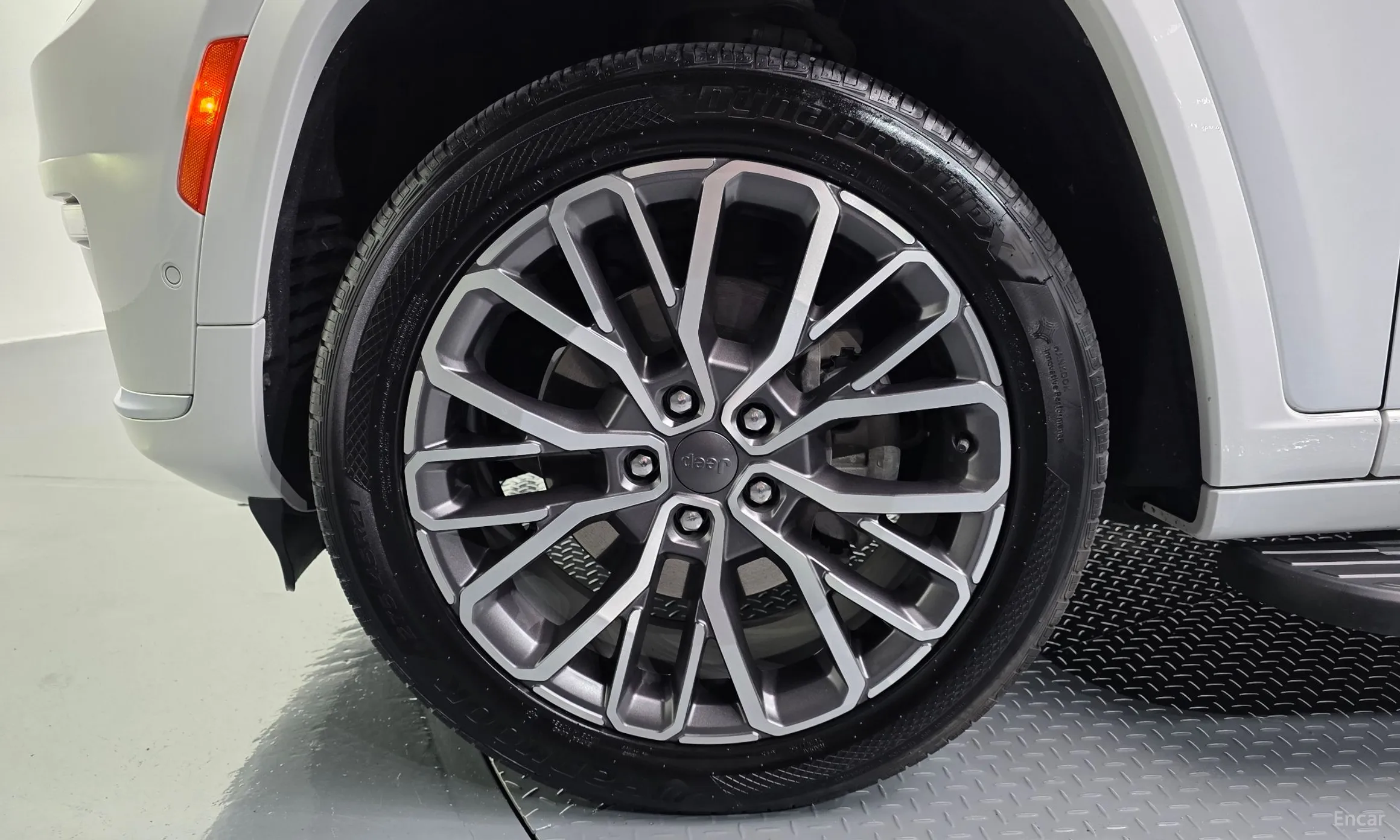 Jeep Grand Cherokee (WL) превью 5