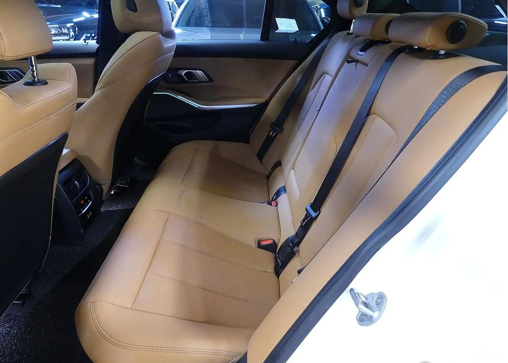 BMW 3 Series (G20) превью 18