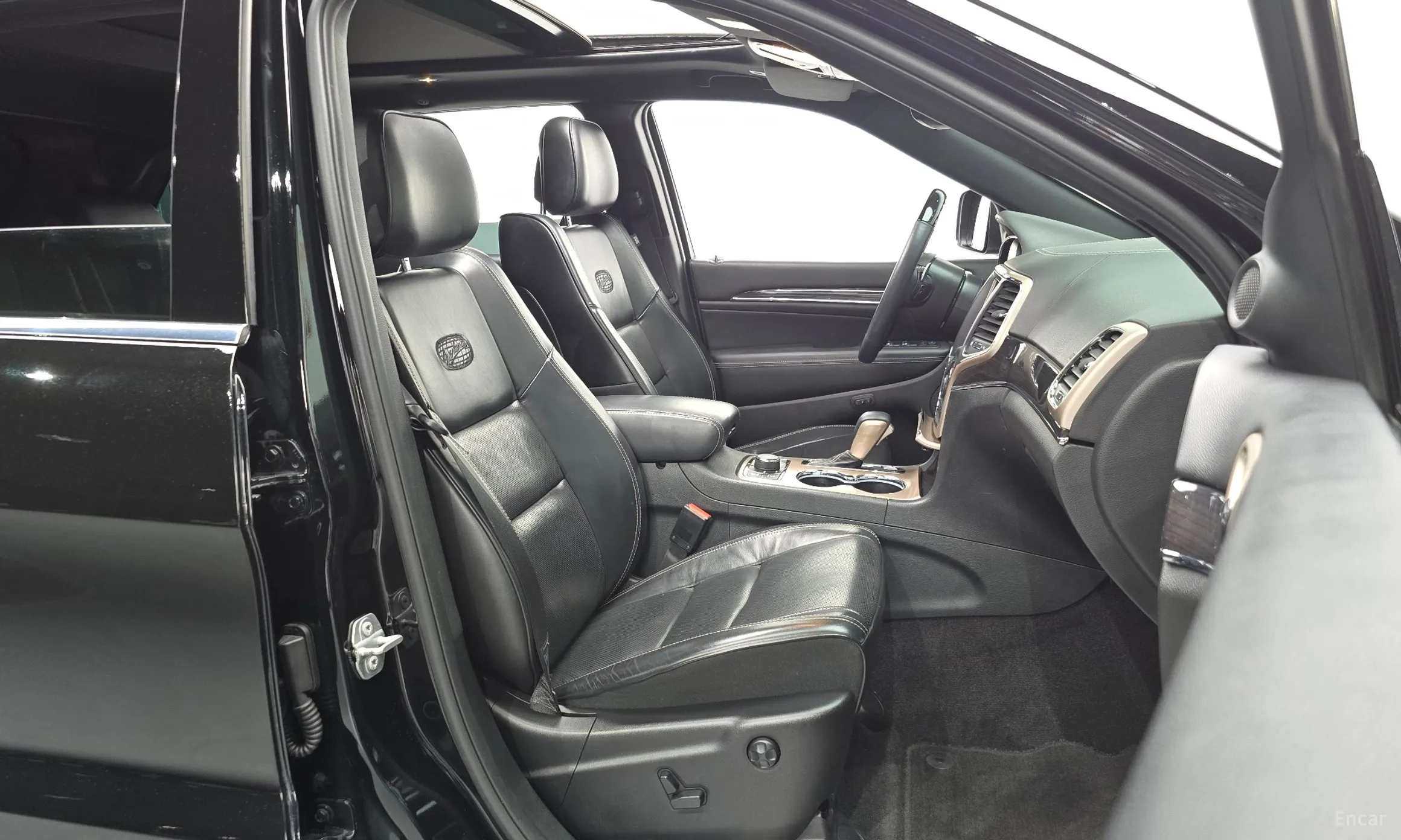 Jeep Grand Cherokee превью 11