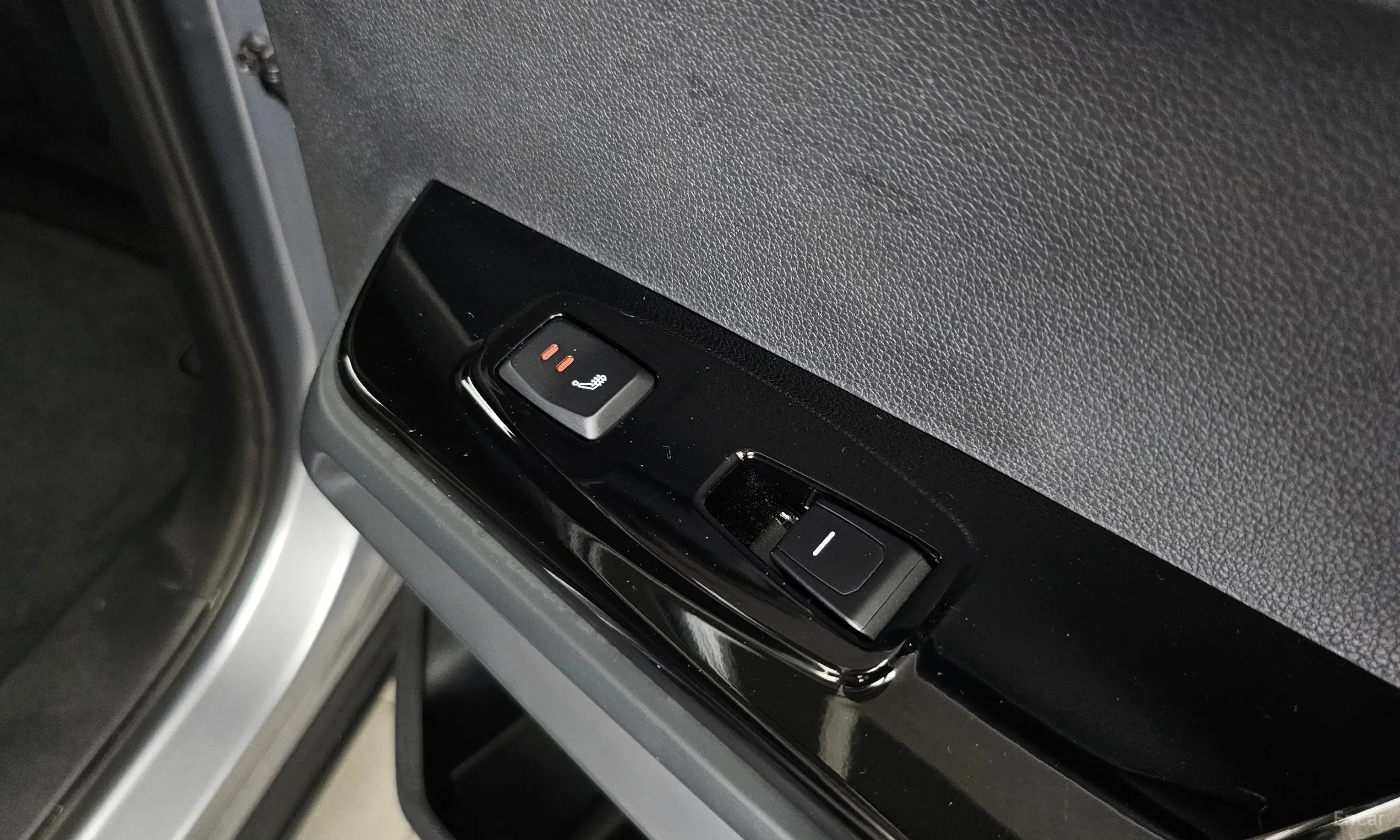 KG Mobility (SsangYong) Torres превью 19