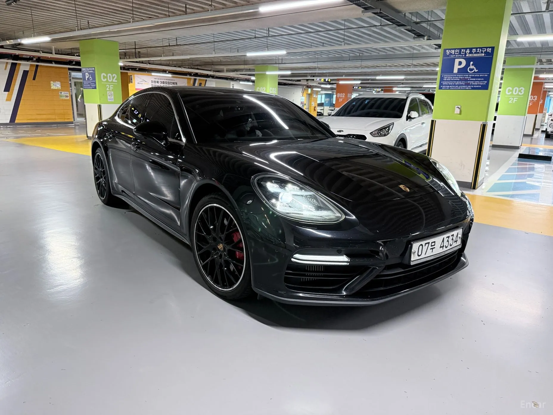Porsche Panamera (971)