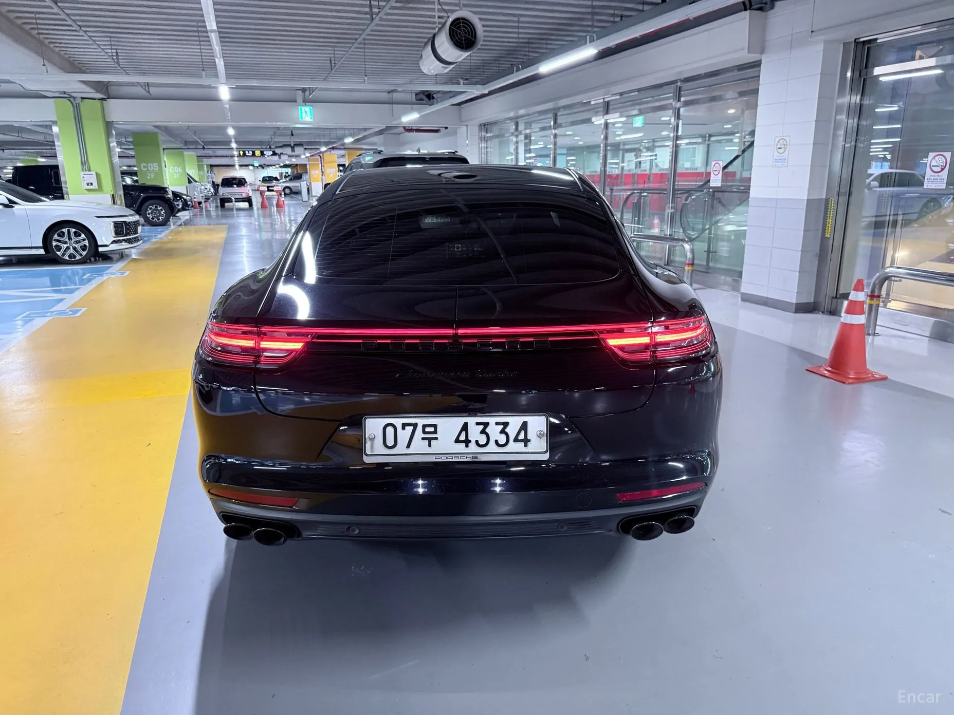 Porsche Panamera (971) превью 5