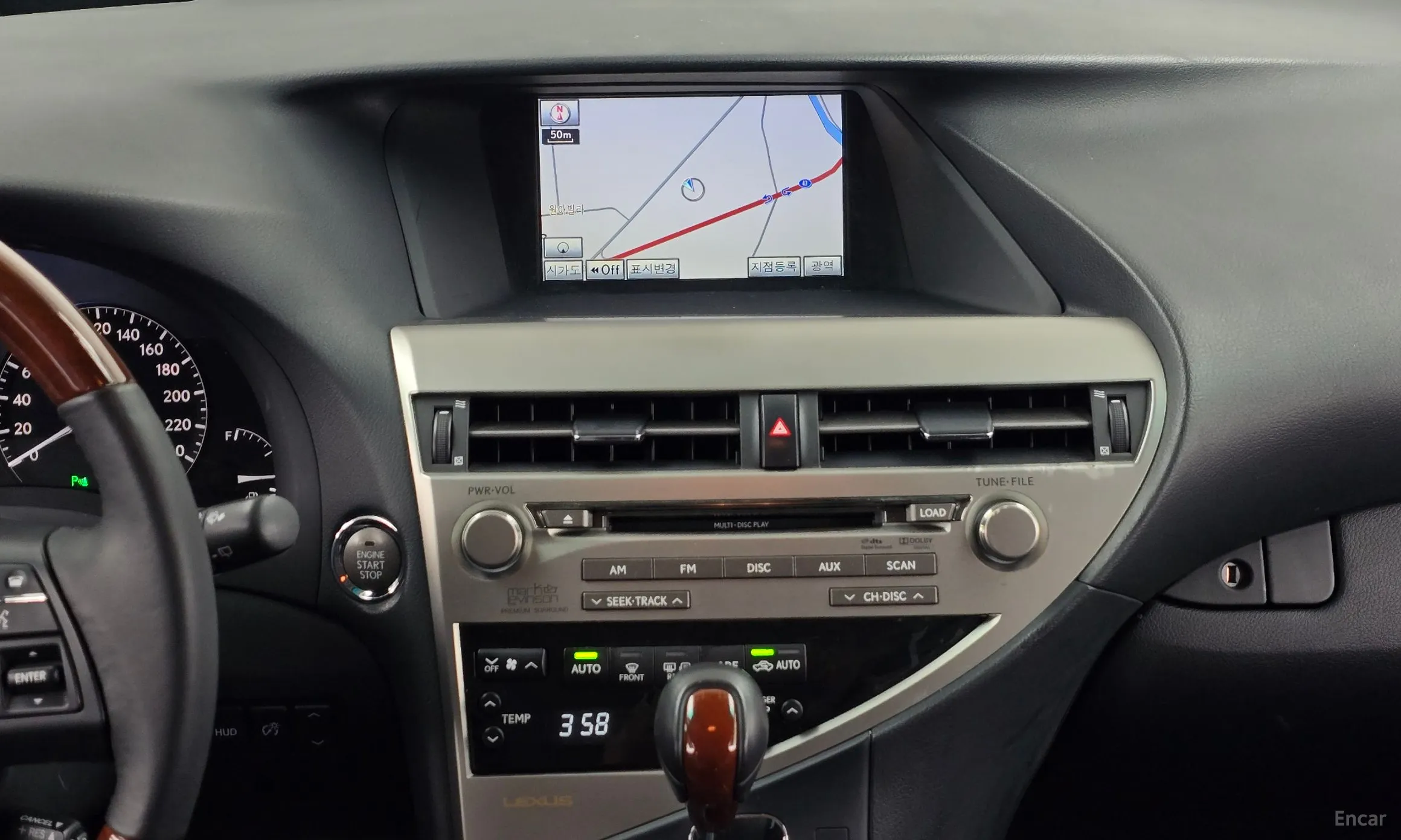Lexus RX350 превью 14