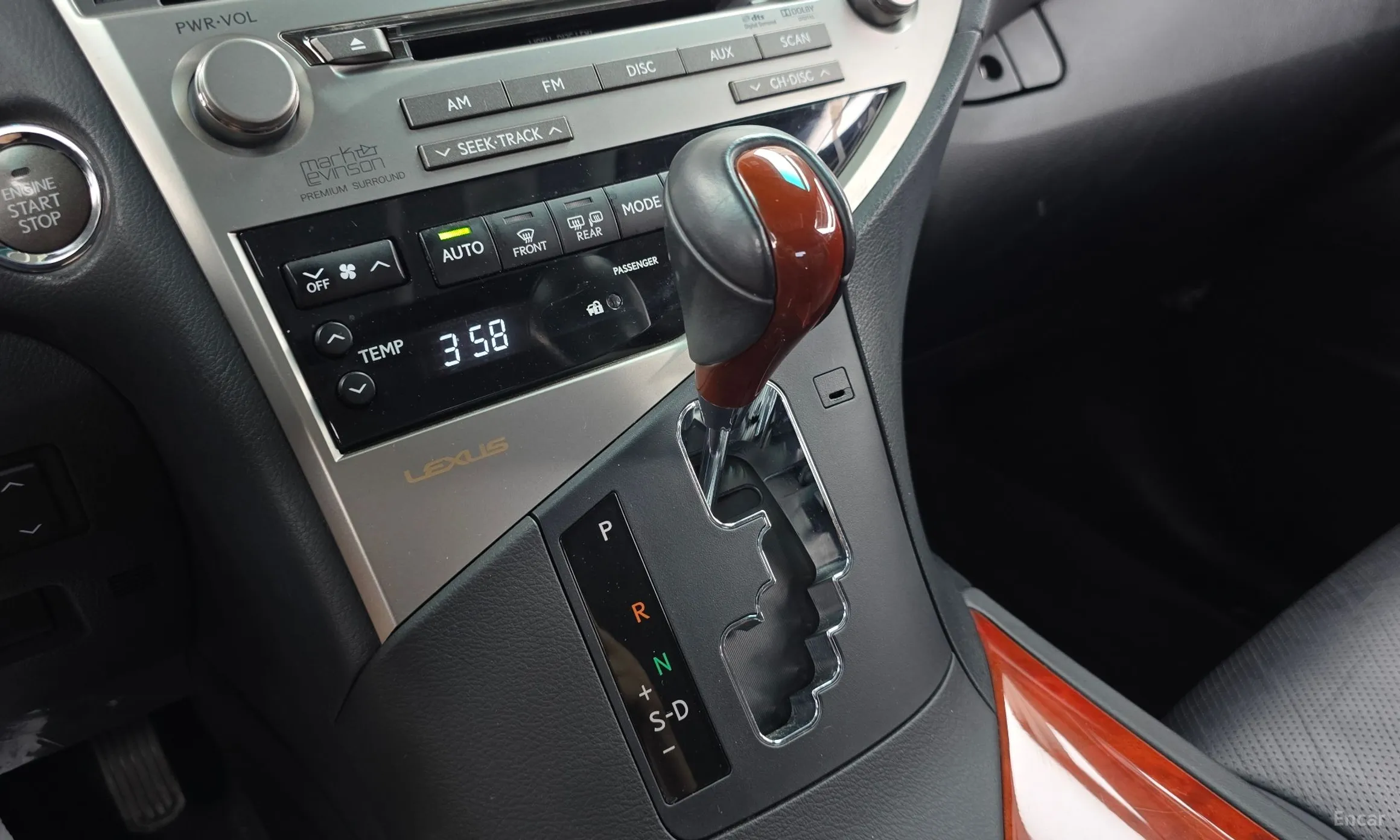 Lexus RX350 превью 9
