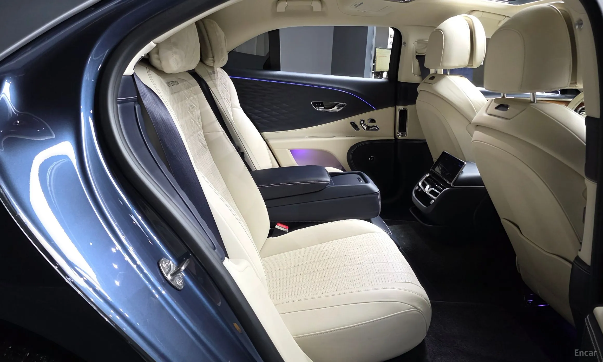 Bentley Flying Spur 3rd Generation превью 12