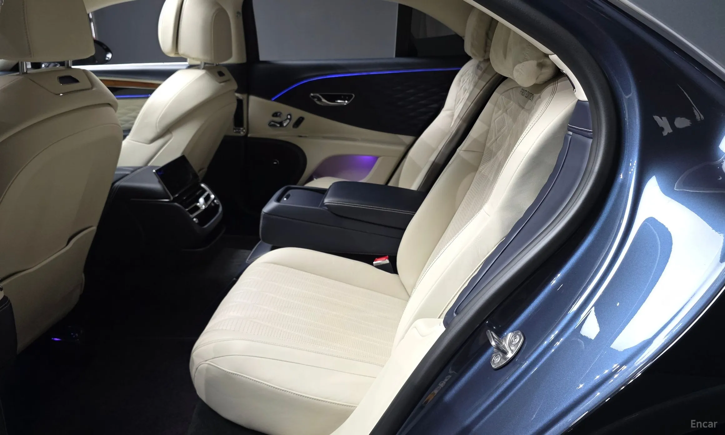 Bentley Flying Spur 3rd Generation превью 9