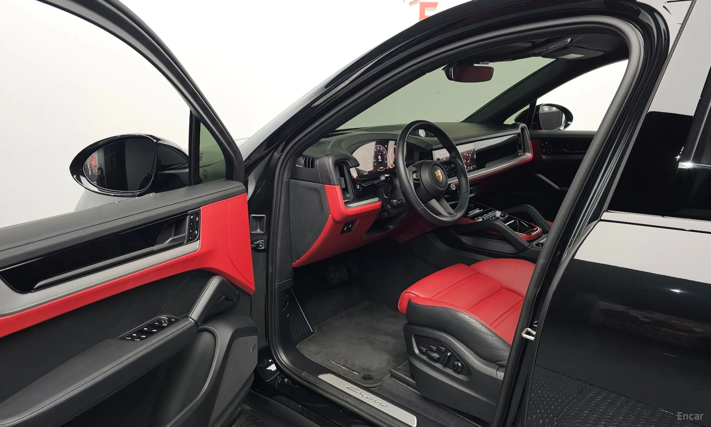 Porsche Cayenne (PO536) превью 10