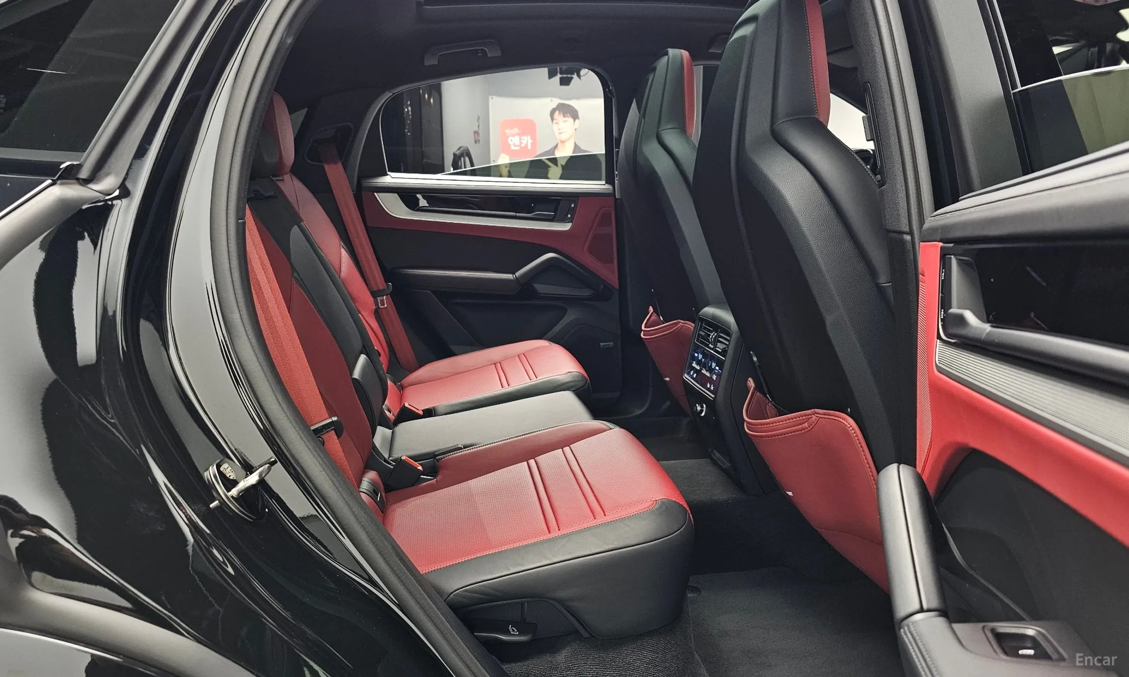 Porsche Cayenne (PO536) превью 11