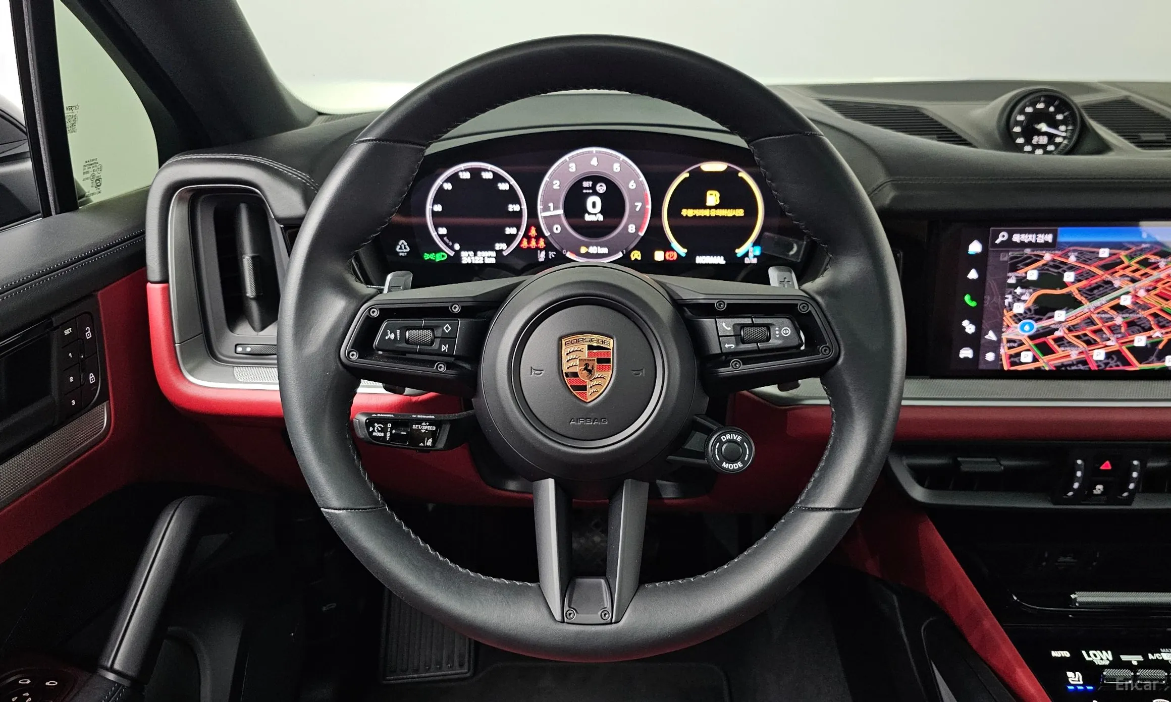 Porsche Cayenne (PO536) превью 13
