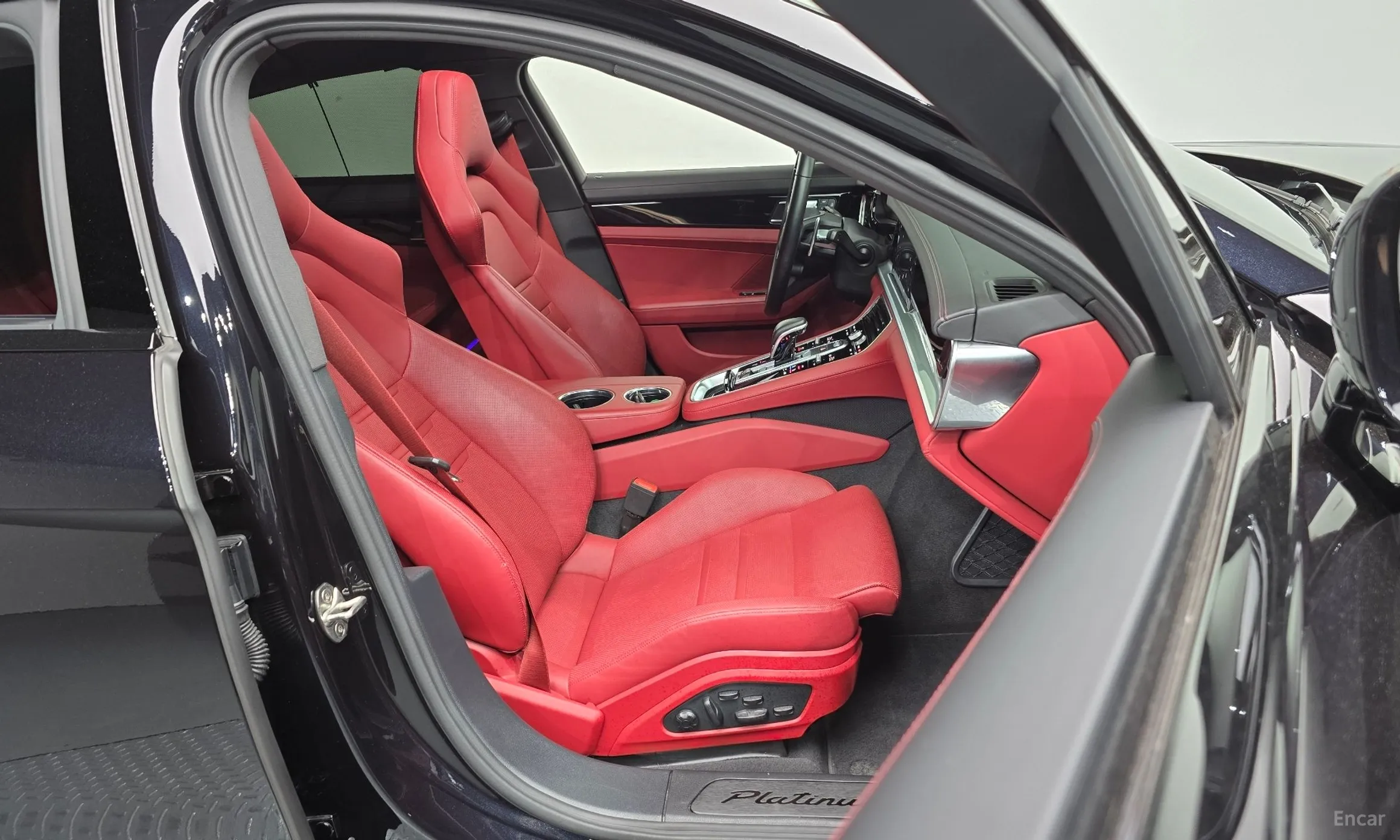 Porsche Panamera (971) превью 11