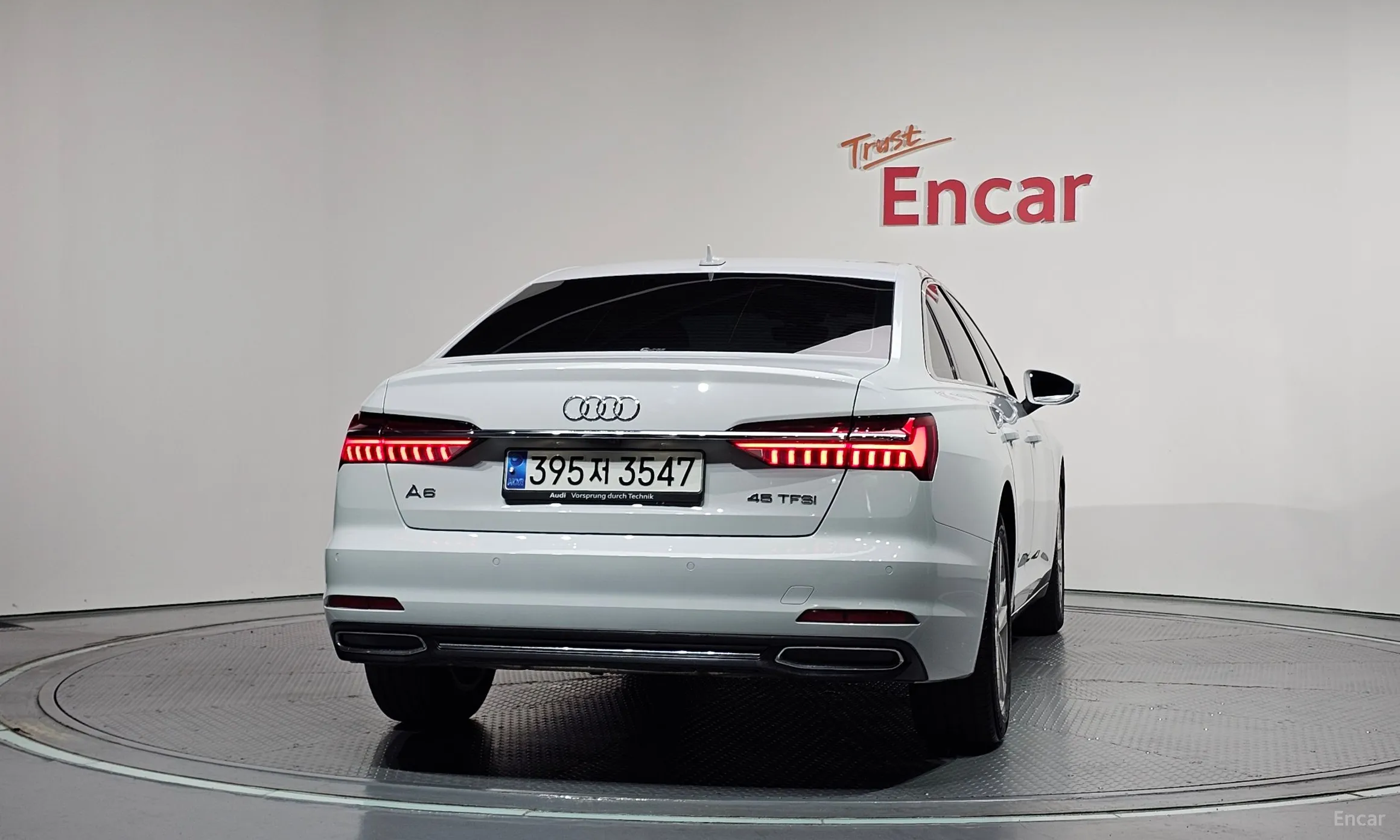 Audi A6 (C8) превью 4
