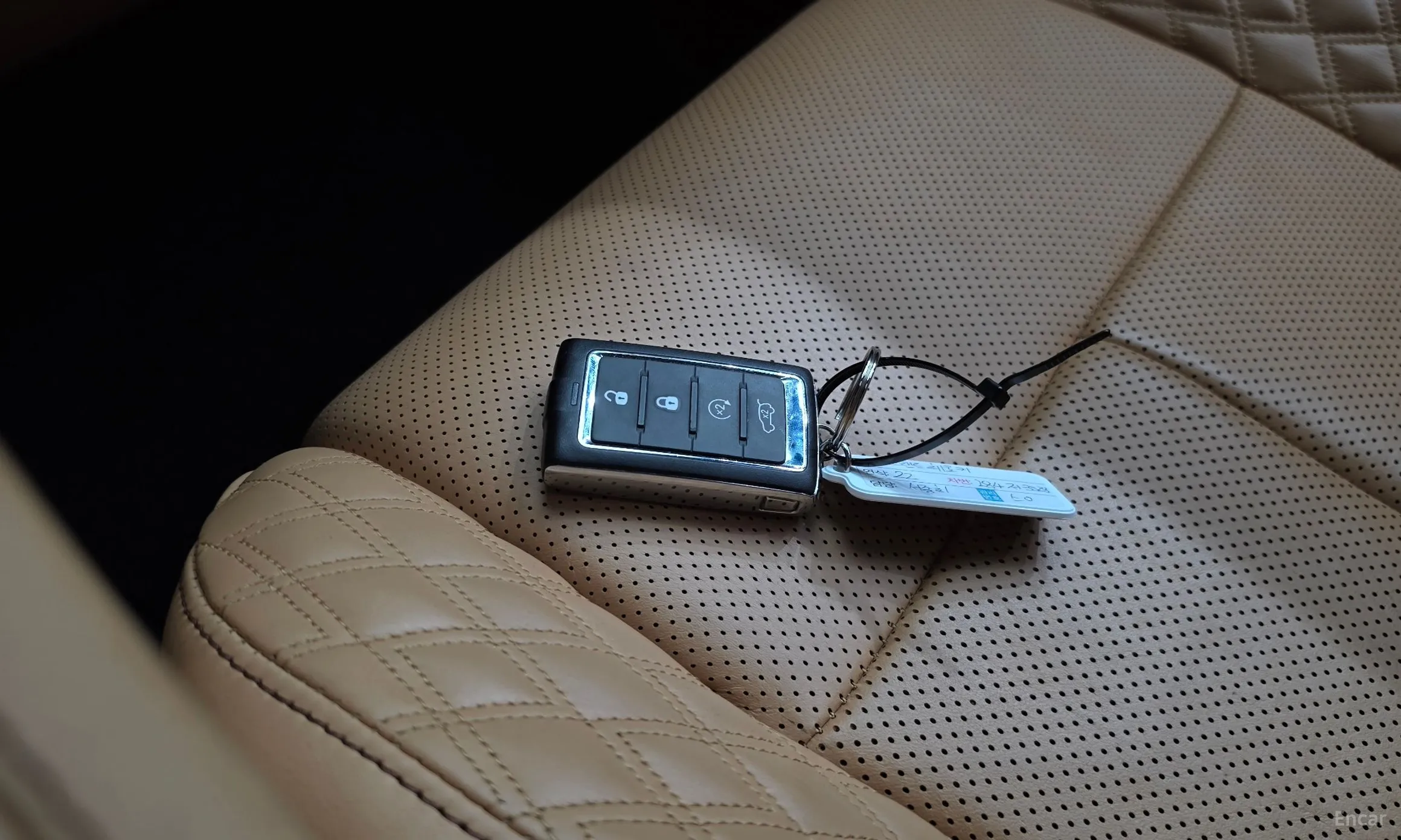 Jeep Grand Cherokee (WL) превью 16