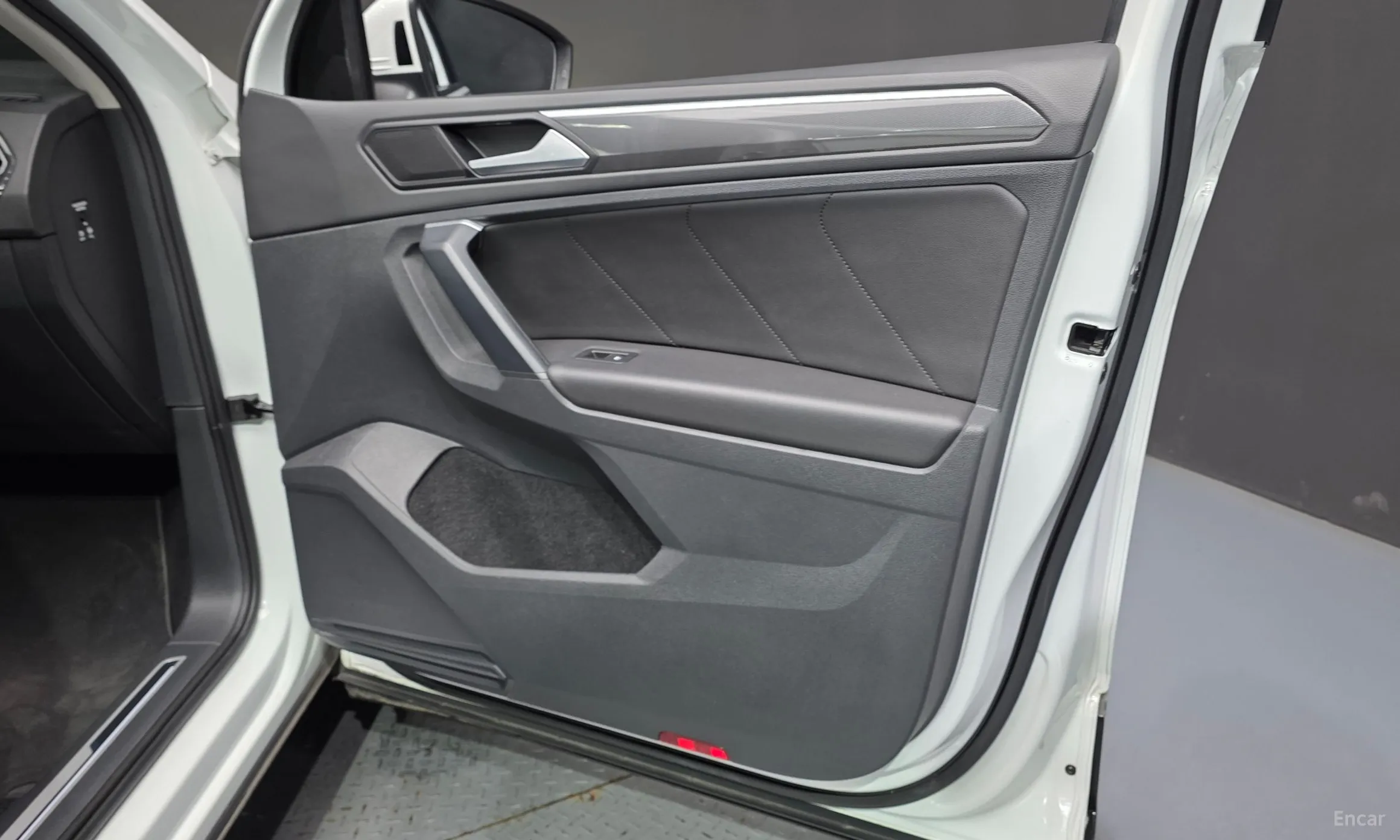 Volkswagen Tiguan 2nd Generation превью 20