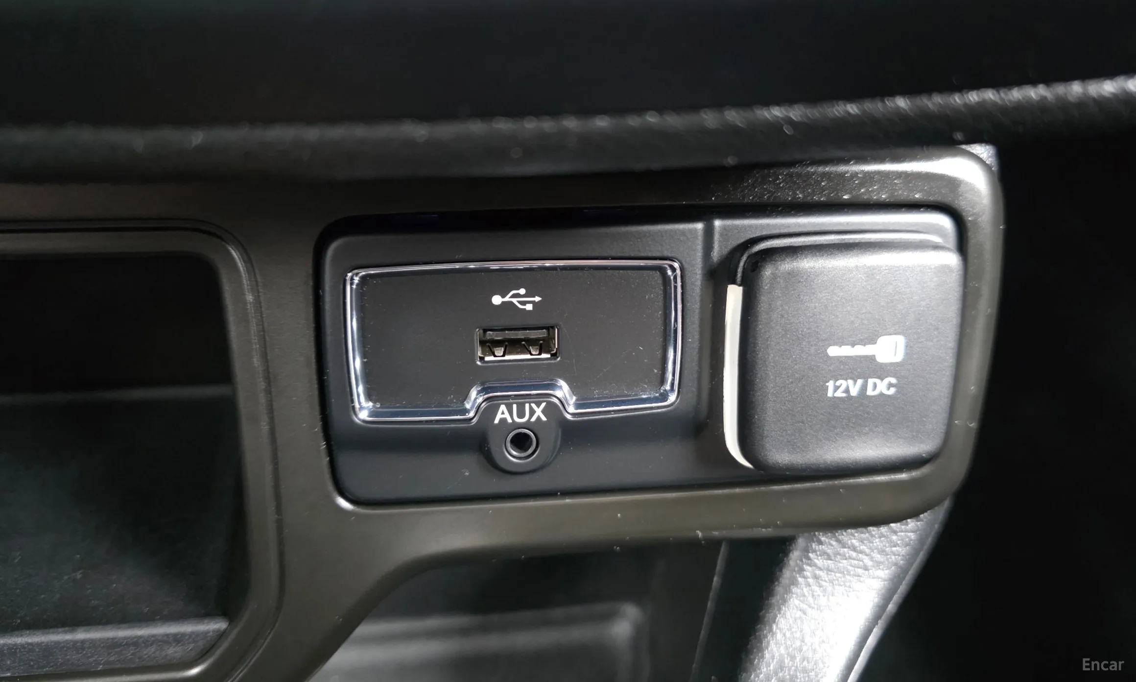 Jeep Renegade превью 14