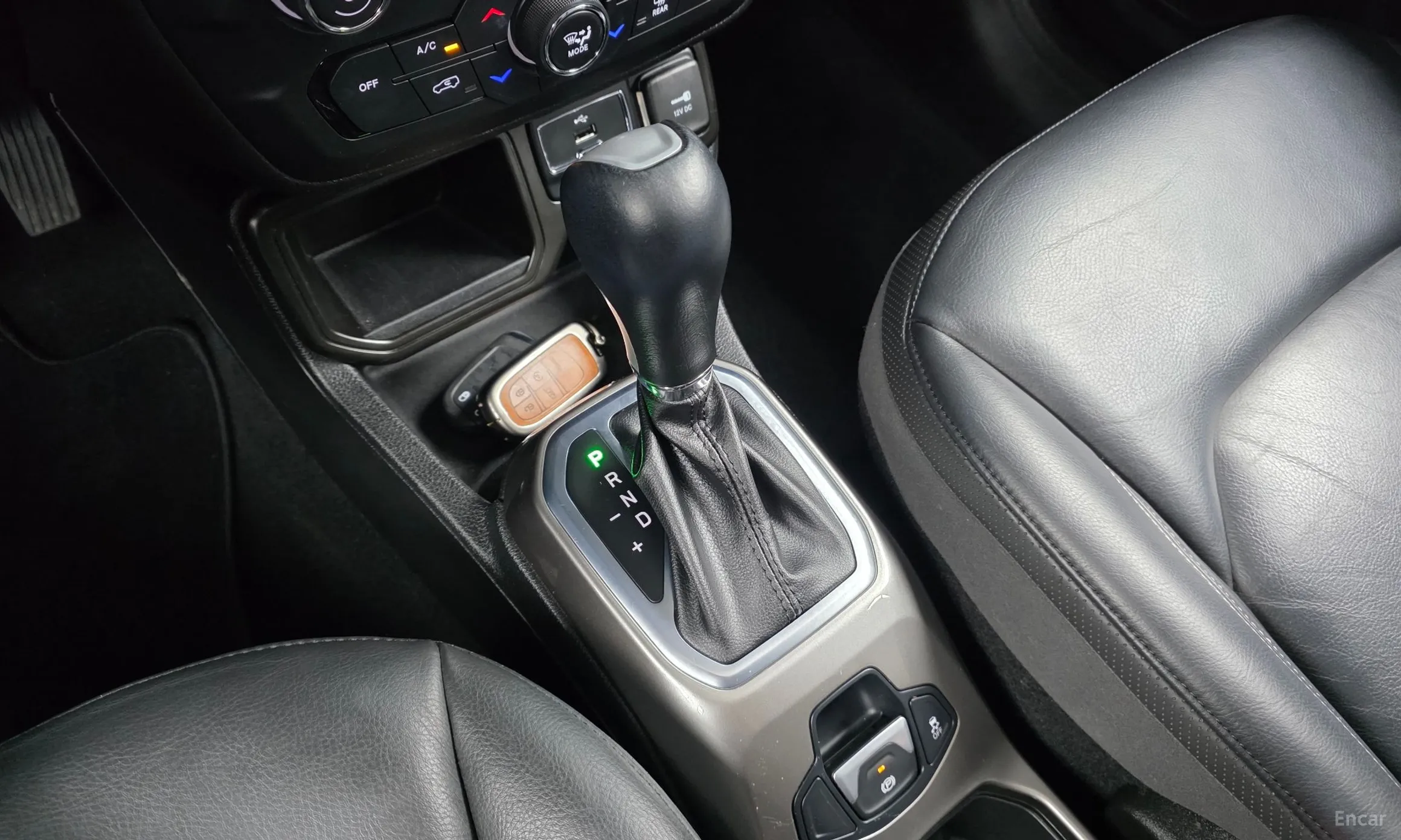 Jeep Renegade превью 9