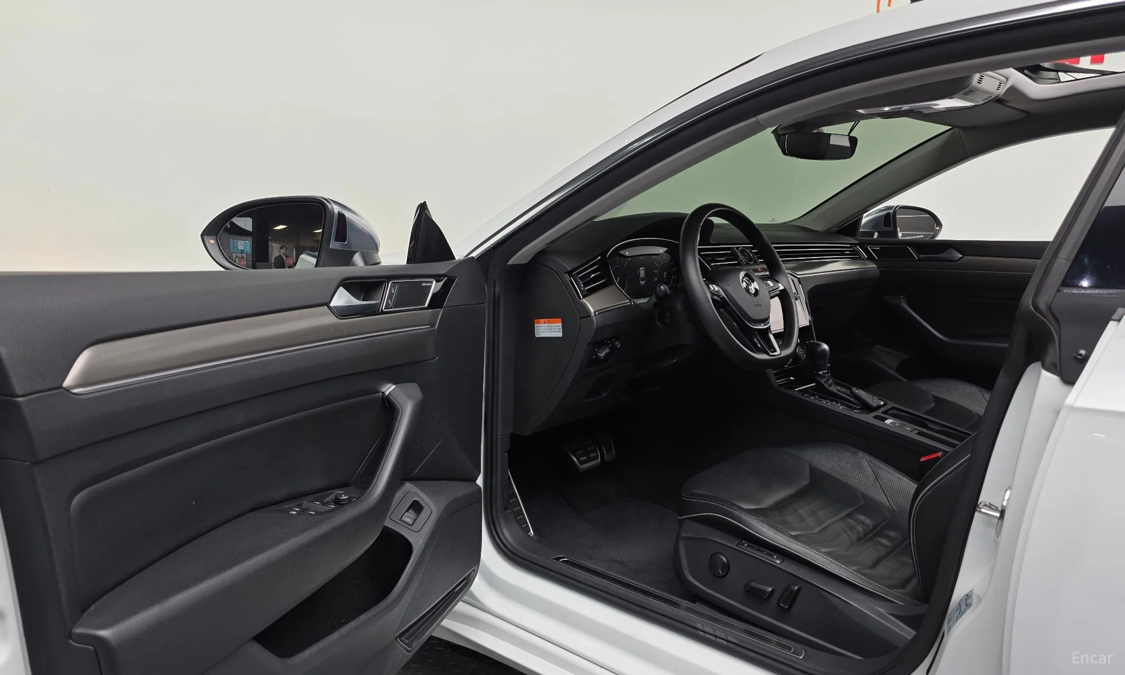 Volkswagen Ateon превью 10