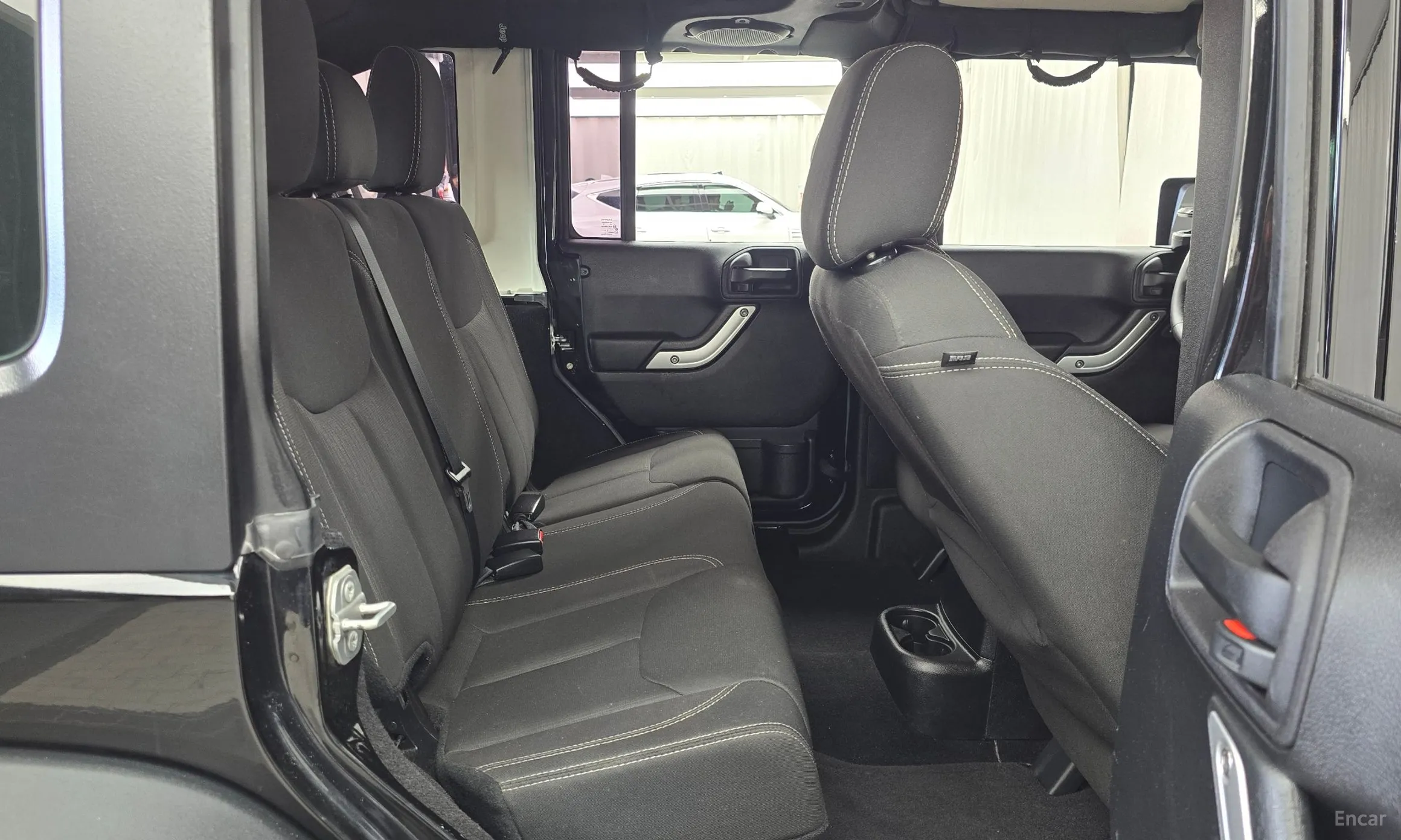 Jeep Wrangler (JK) превью 11