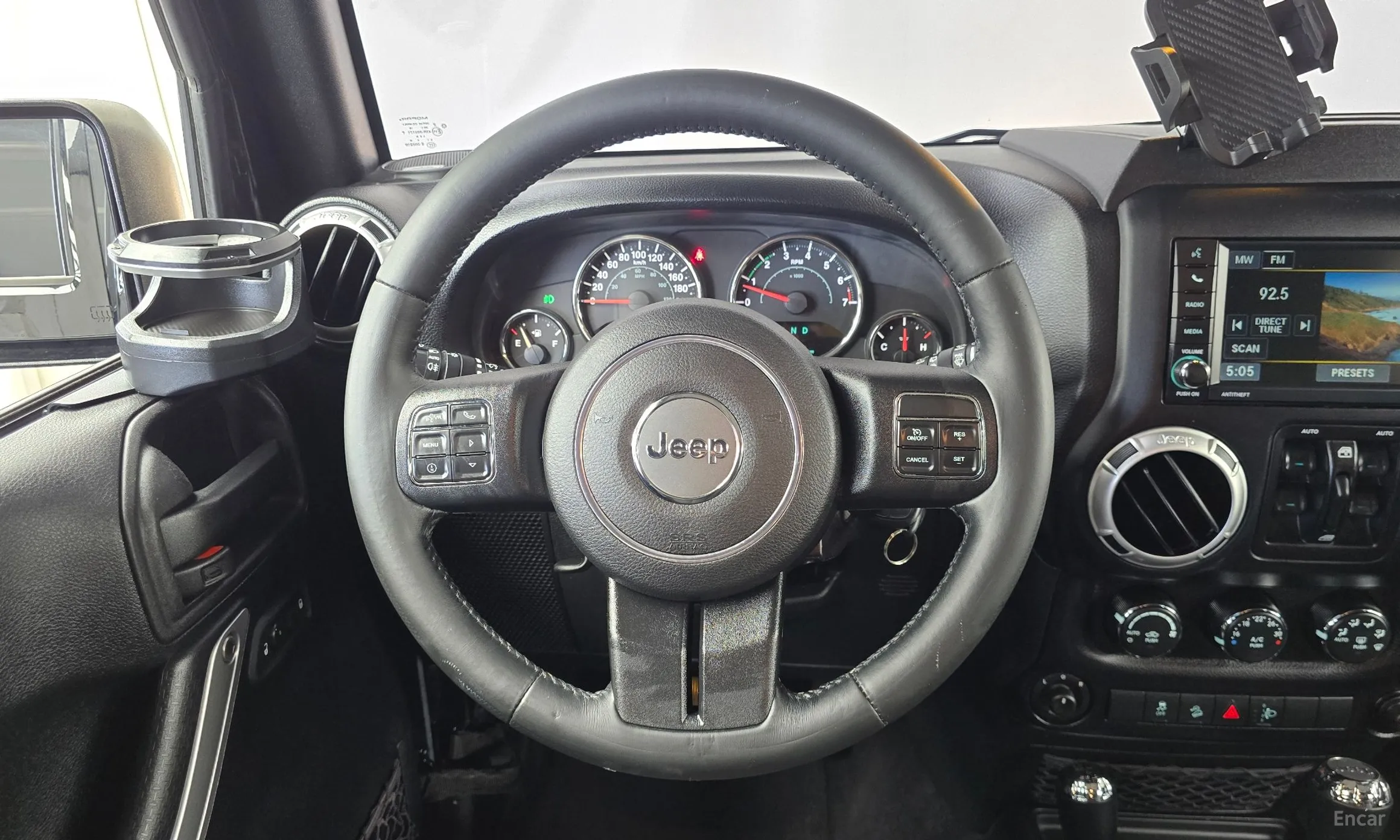 Jeep Wrangler (JK) превью 12