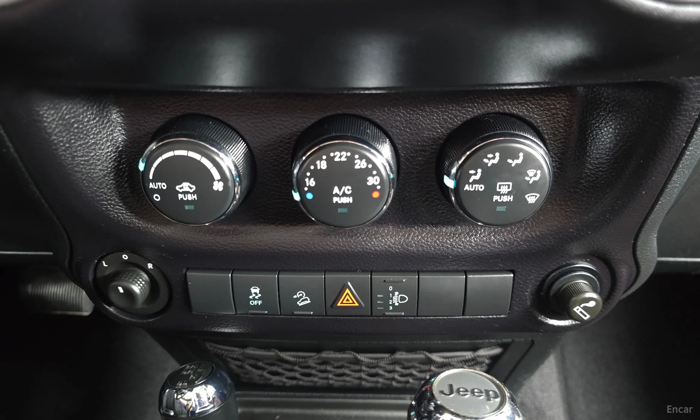 Jeep Wrangler (JK) превью 16
