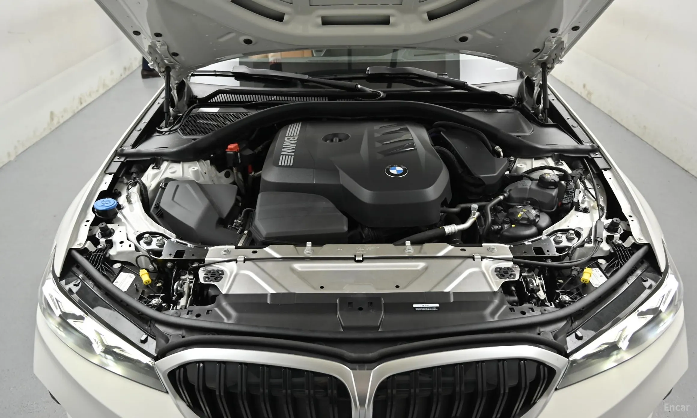 BMW 3 Series (G20) превью 6
