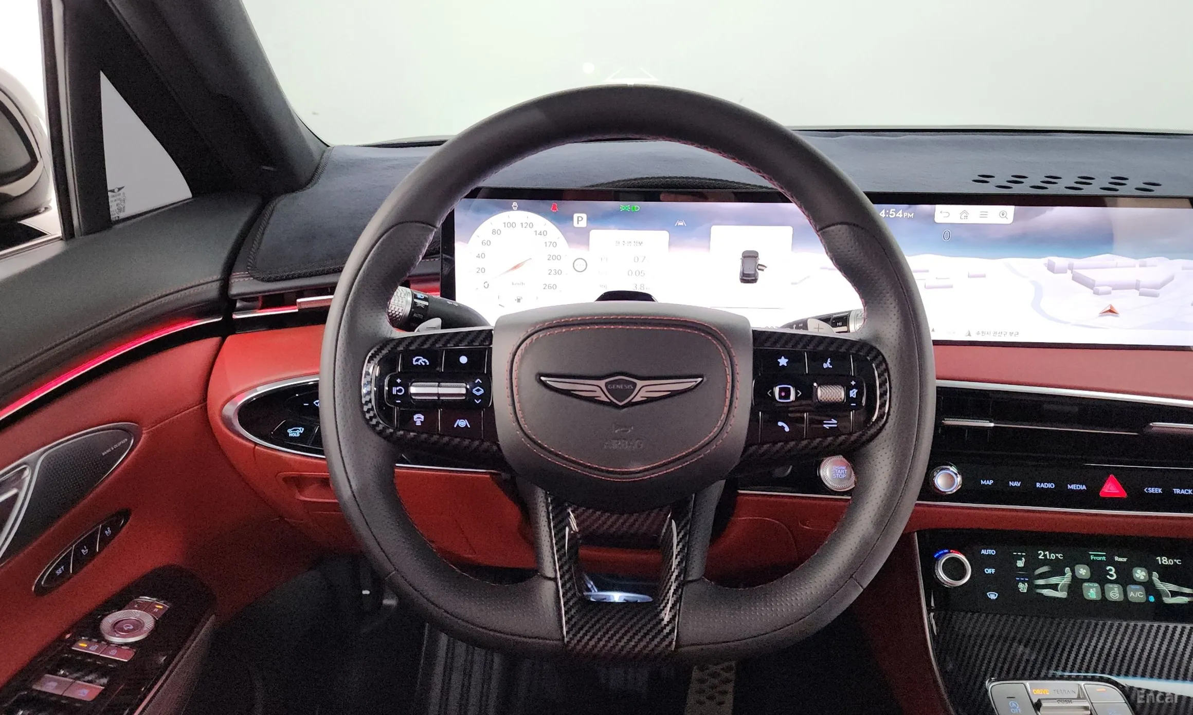 Genesis GV70 превью 13