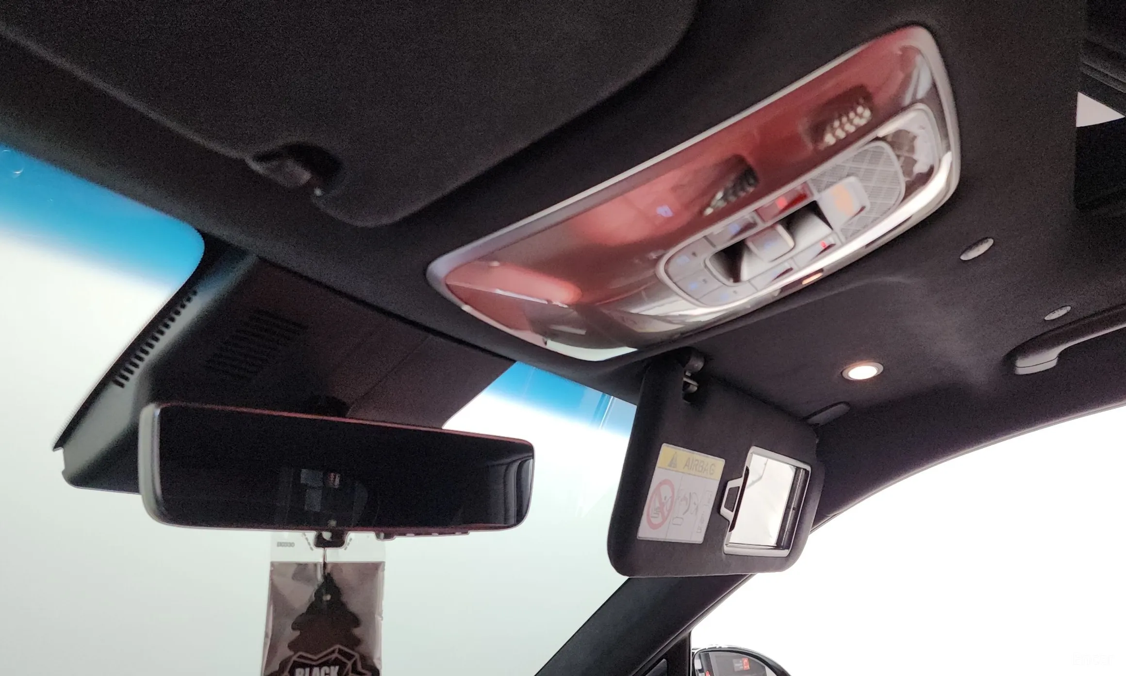 Genesis GV70 превью 20