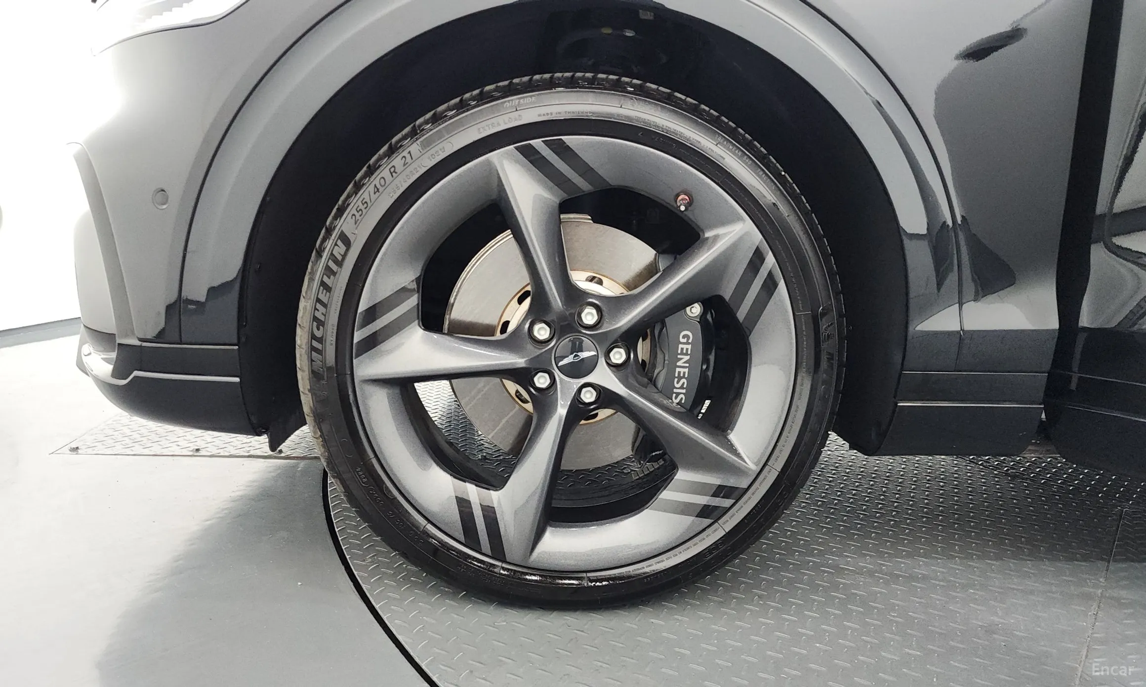 Genesis GV70 превью 5