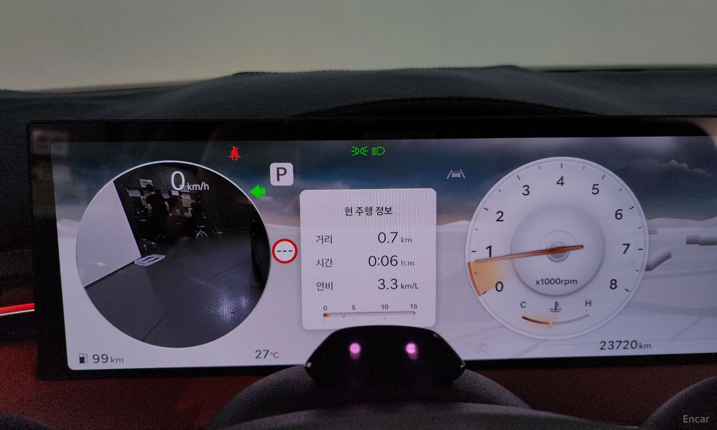 Genesis GV70 превью 8