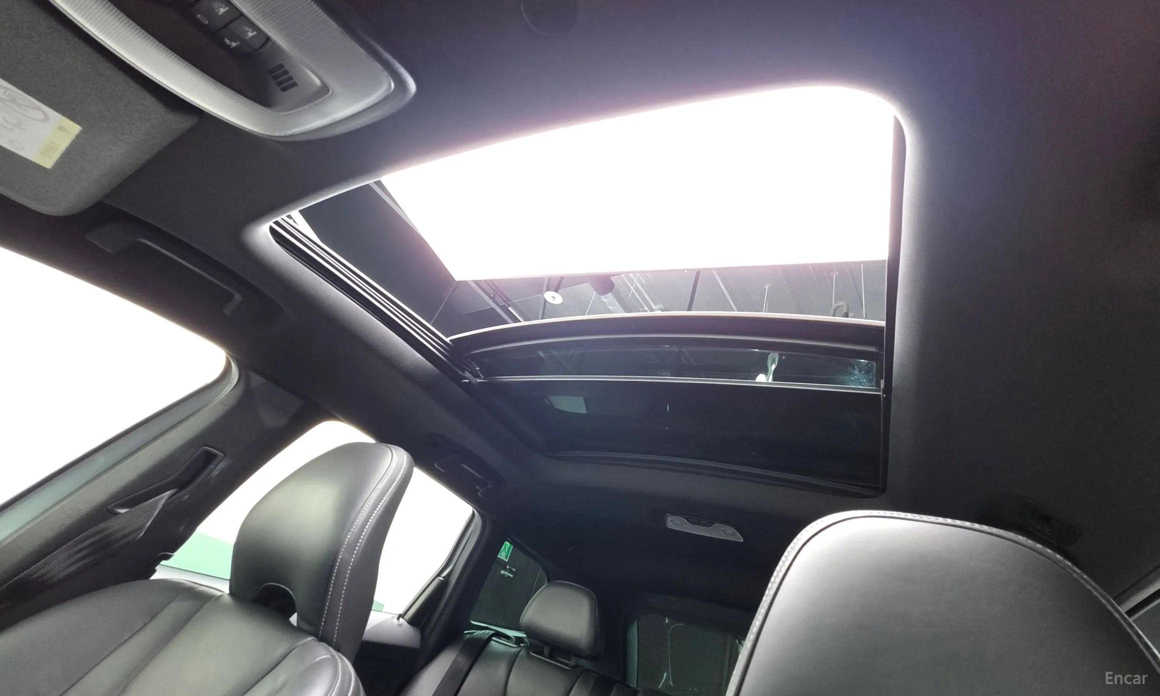 Volvo XC60 превью 19
