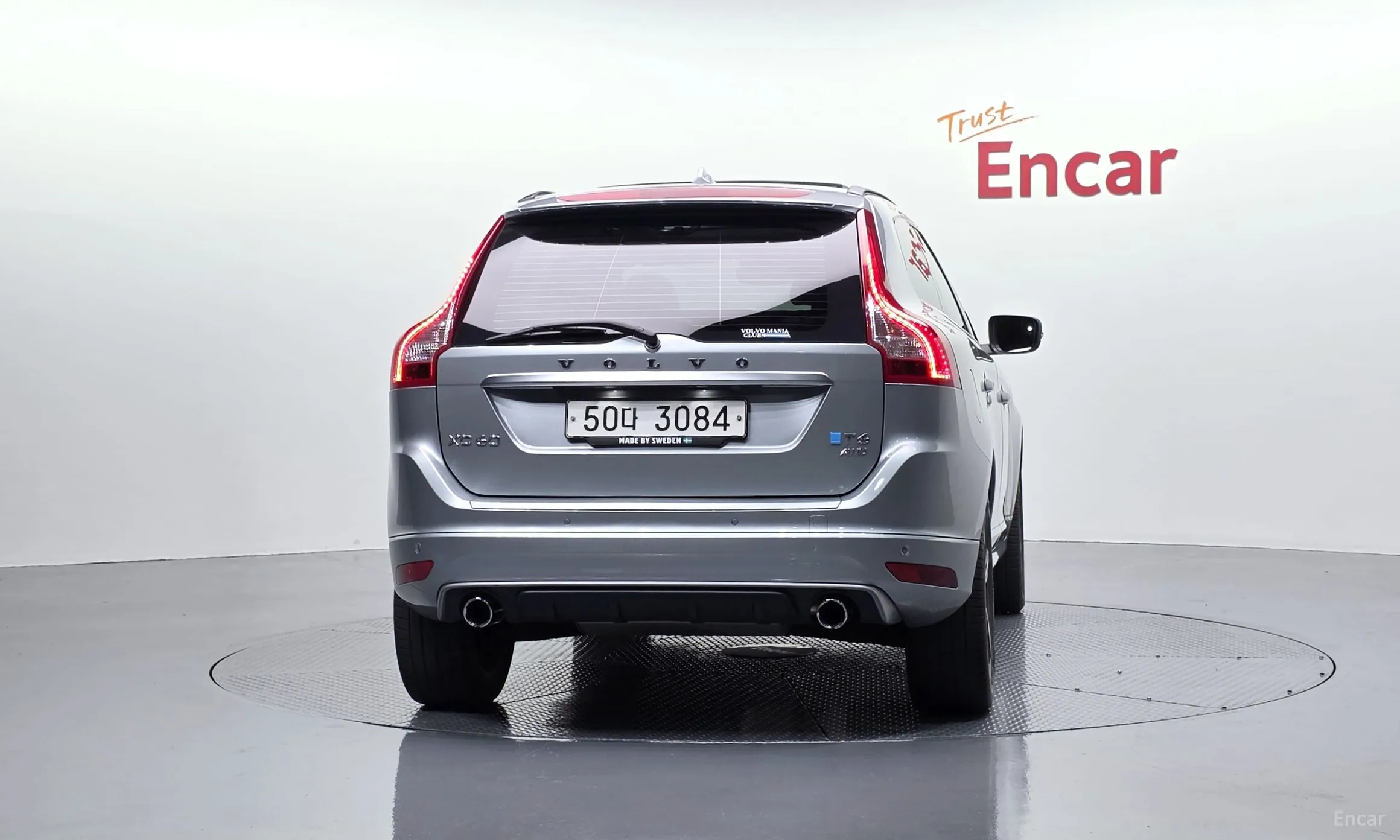 Volvo XC60 превью 4