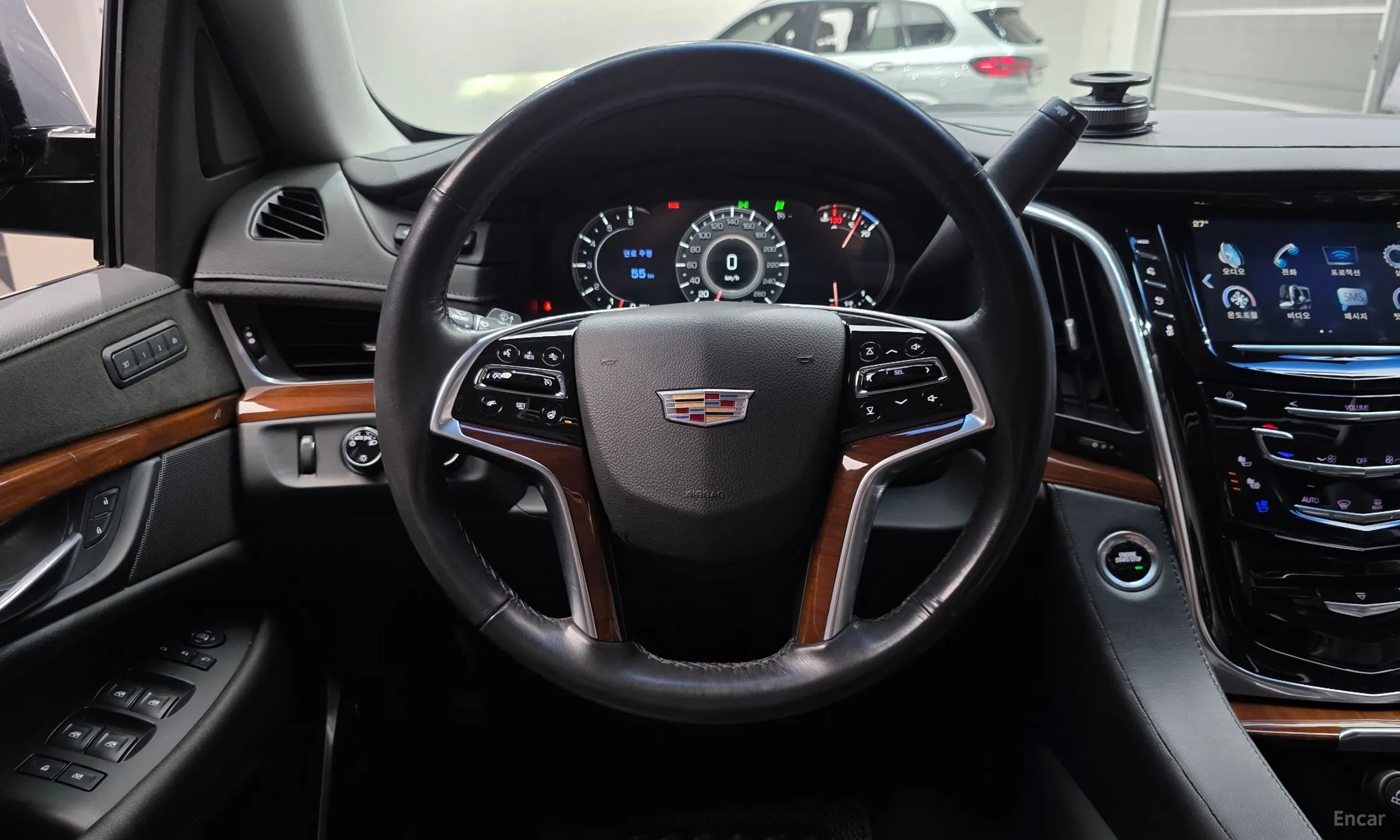 Cadillac Escalade превью 13