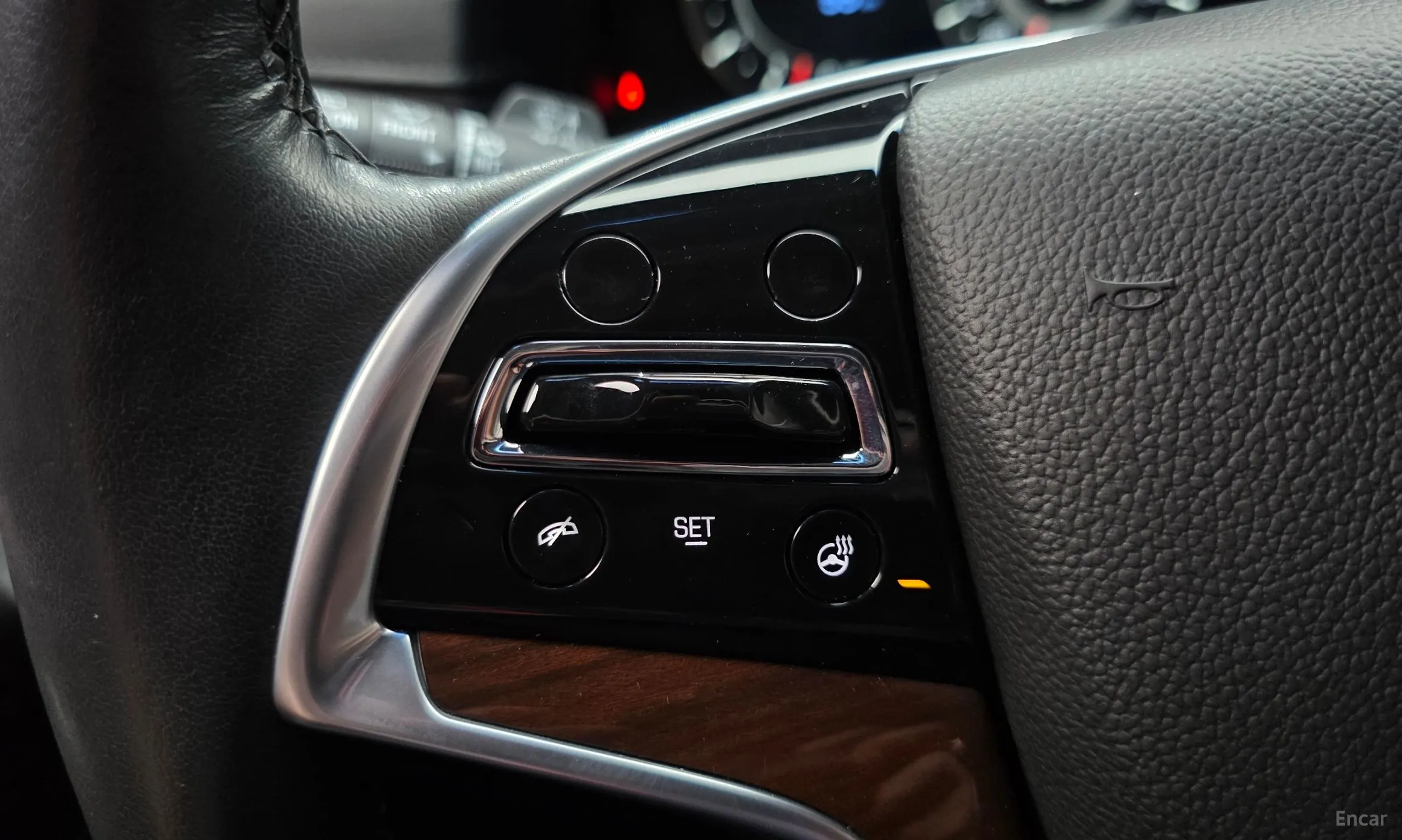Cadillac Escalade превью 16