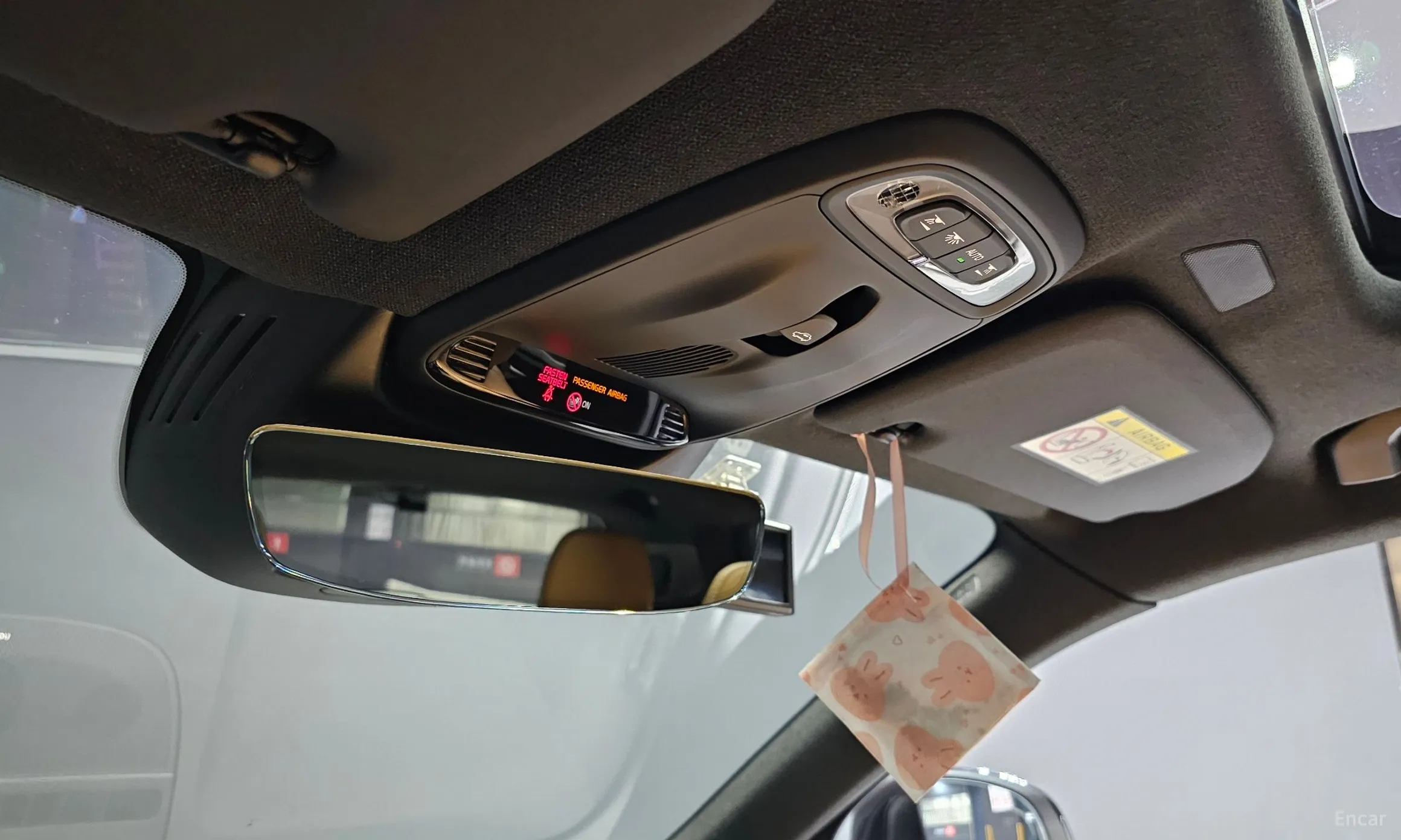 Volvo XC40 превью 18