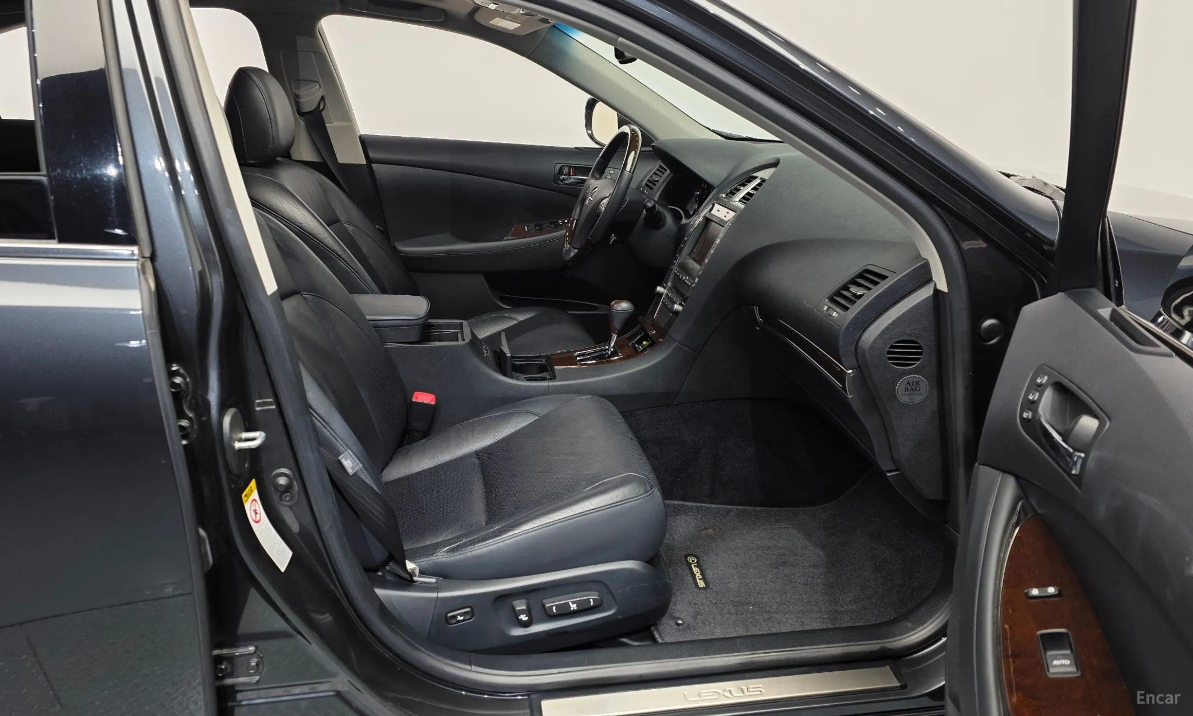 Lexus ES350 превью 11