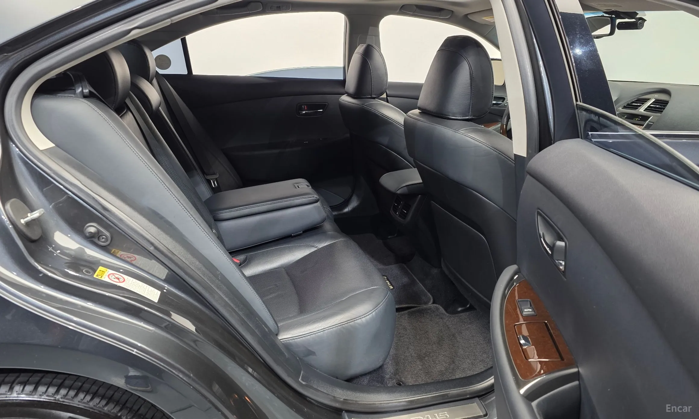 Lexus ES350 превью 12
