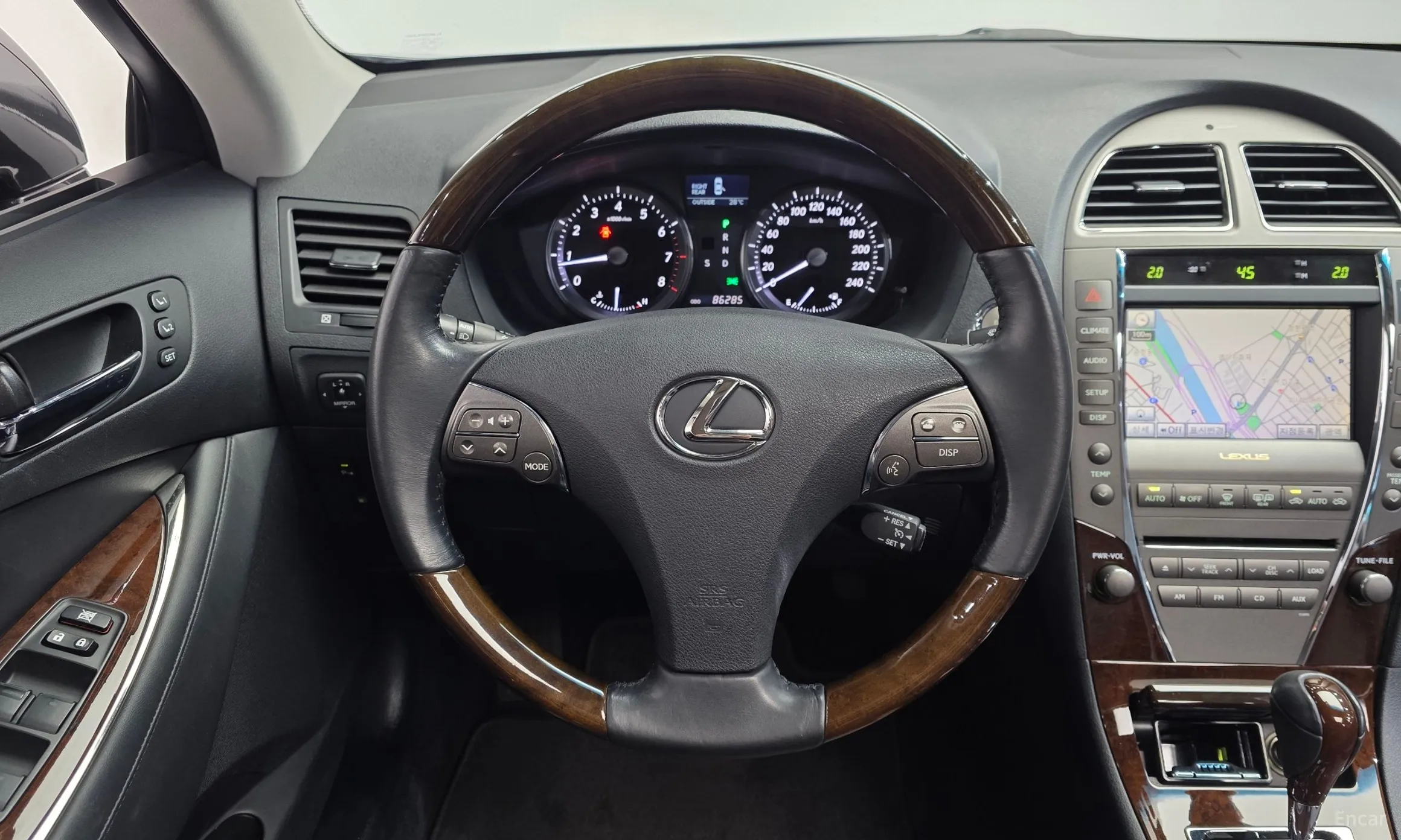 Lexus ES350 превью 13