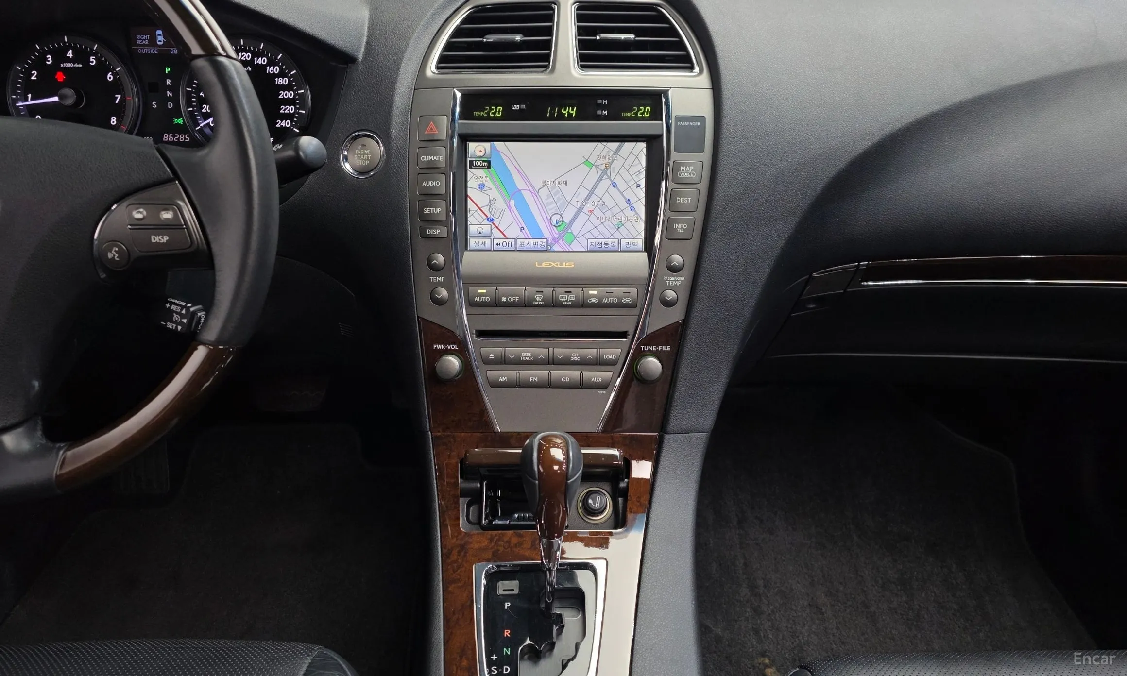 Lexus ES350 превью 15