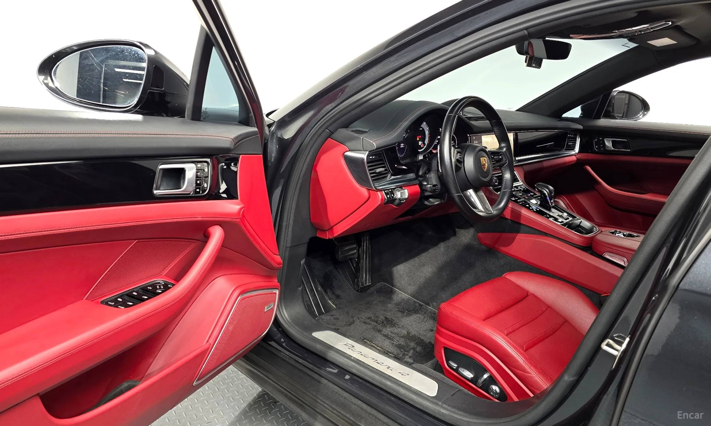 Porsche Panamera (971) превью 10
