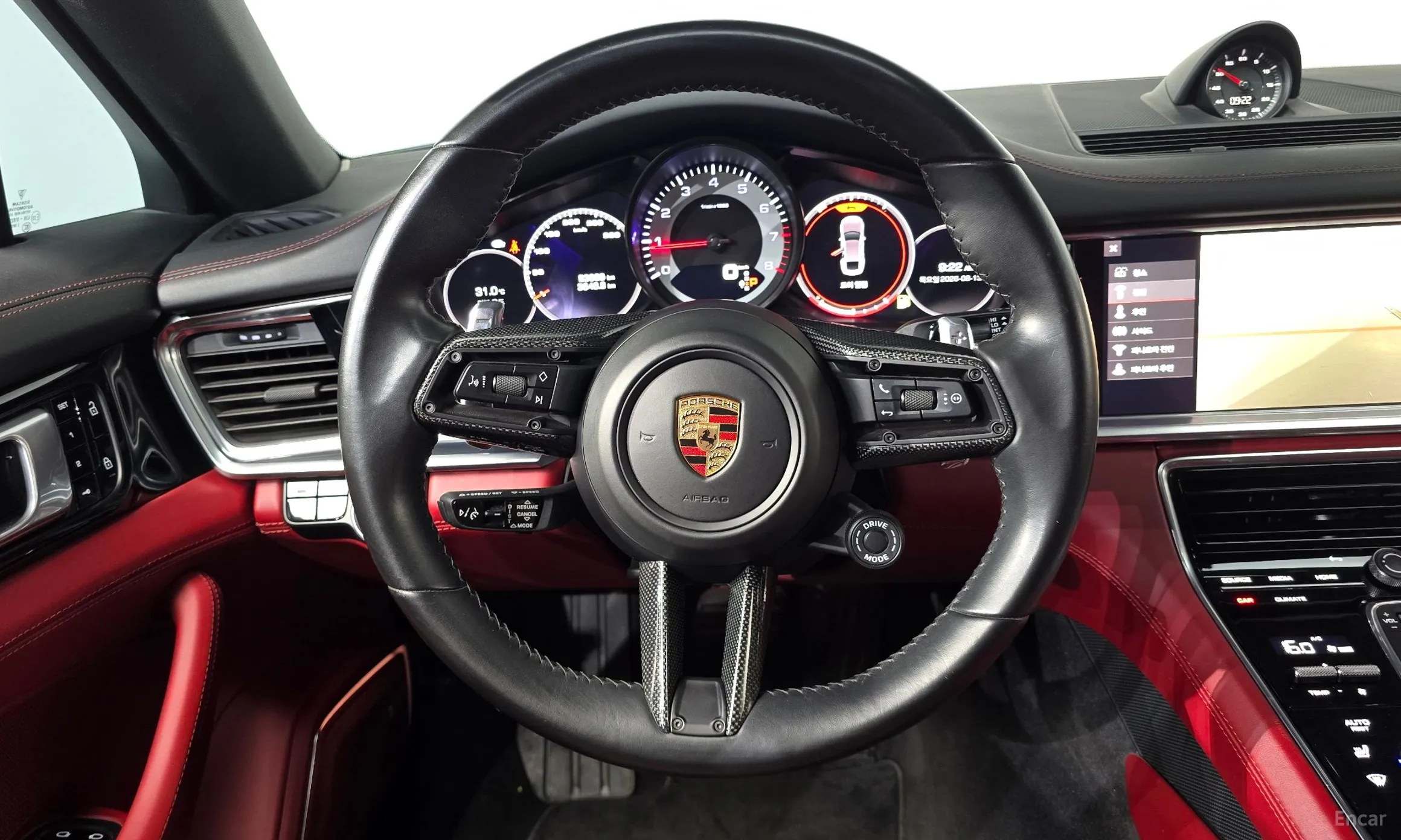 Porsche Panamera (971) превью 13