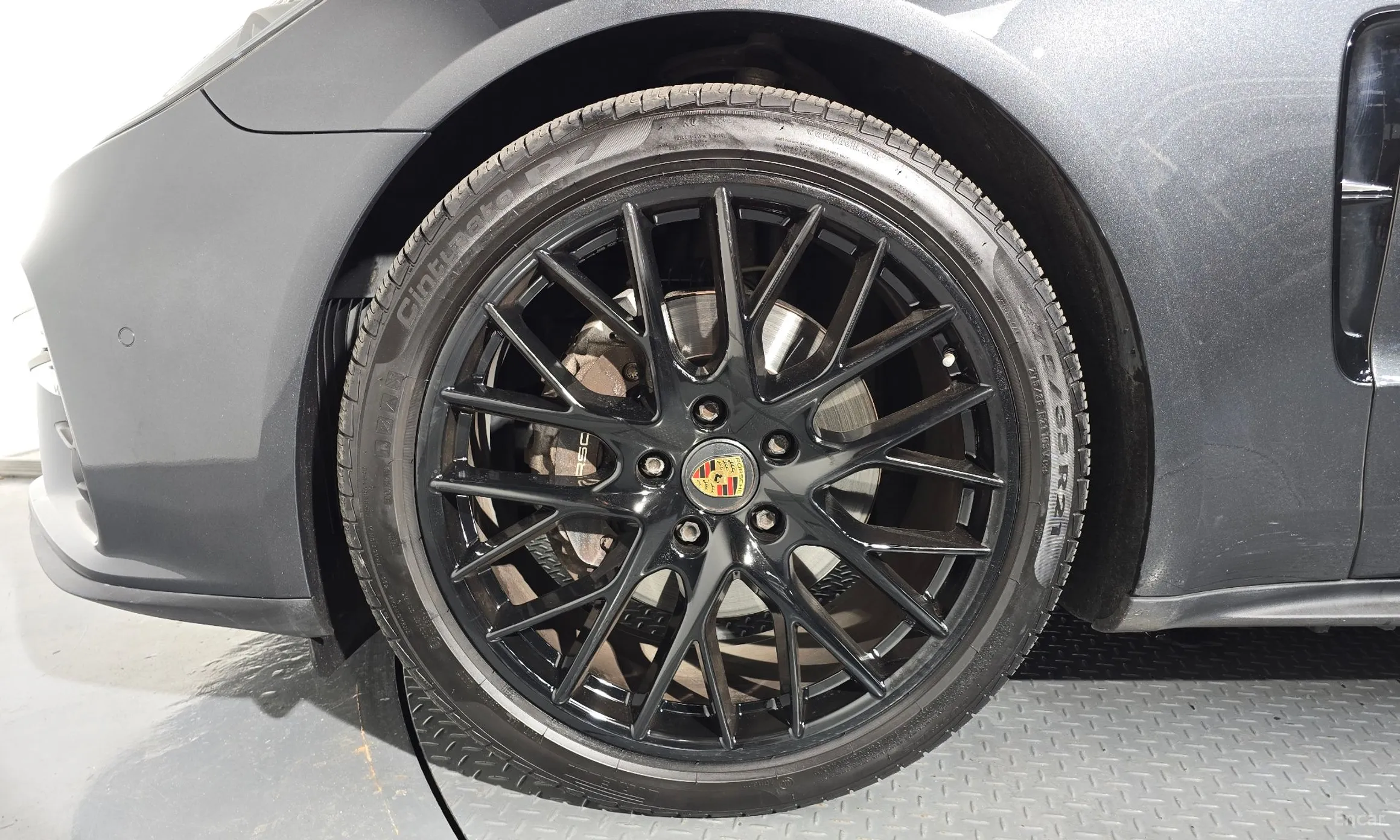 Porsche Panamera (971) превью 5
