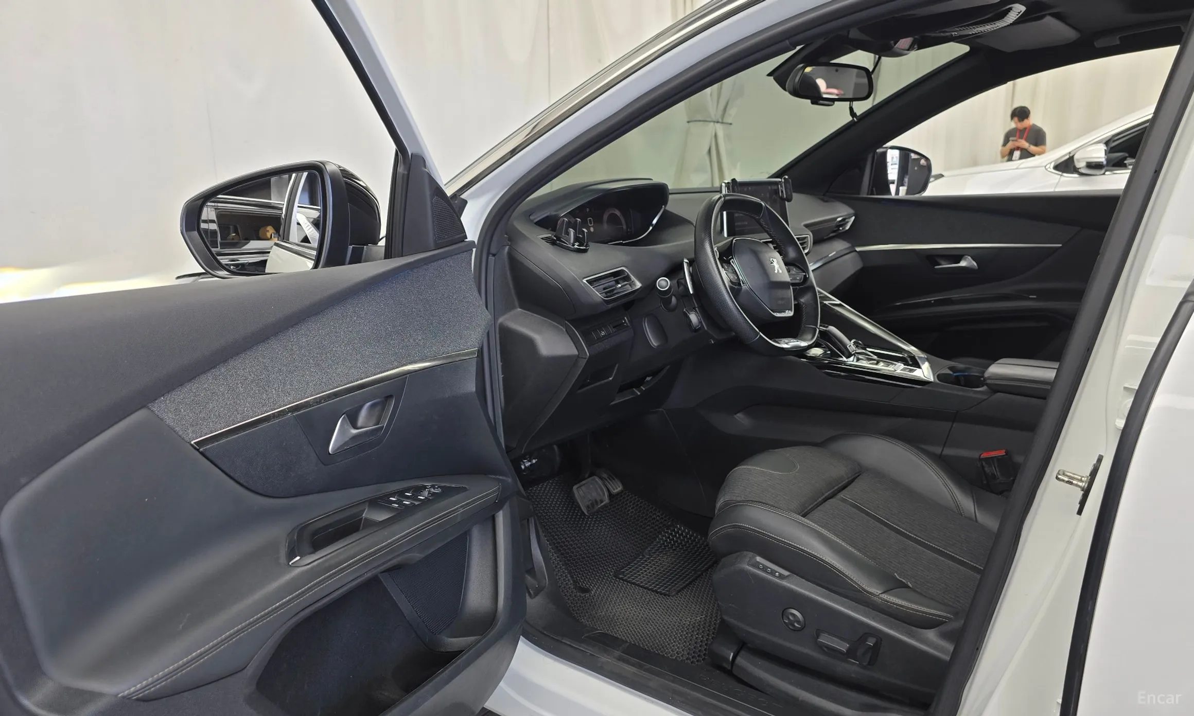 Peugeot 3008 2nd generation превью 10