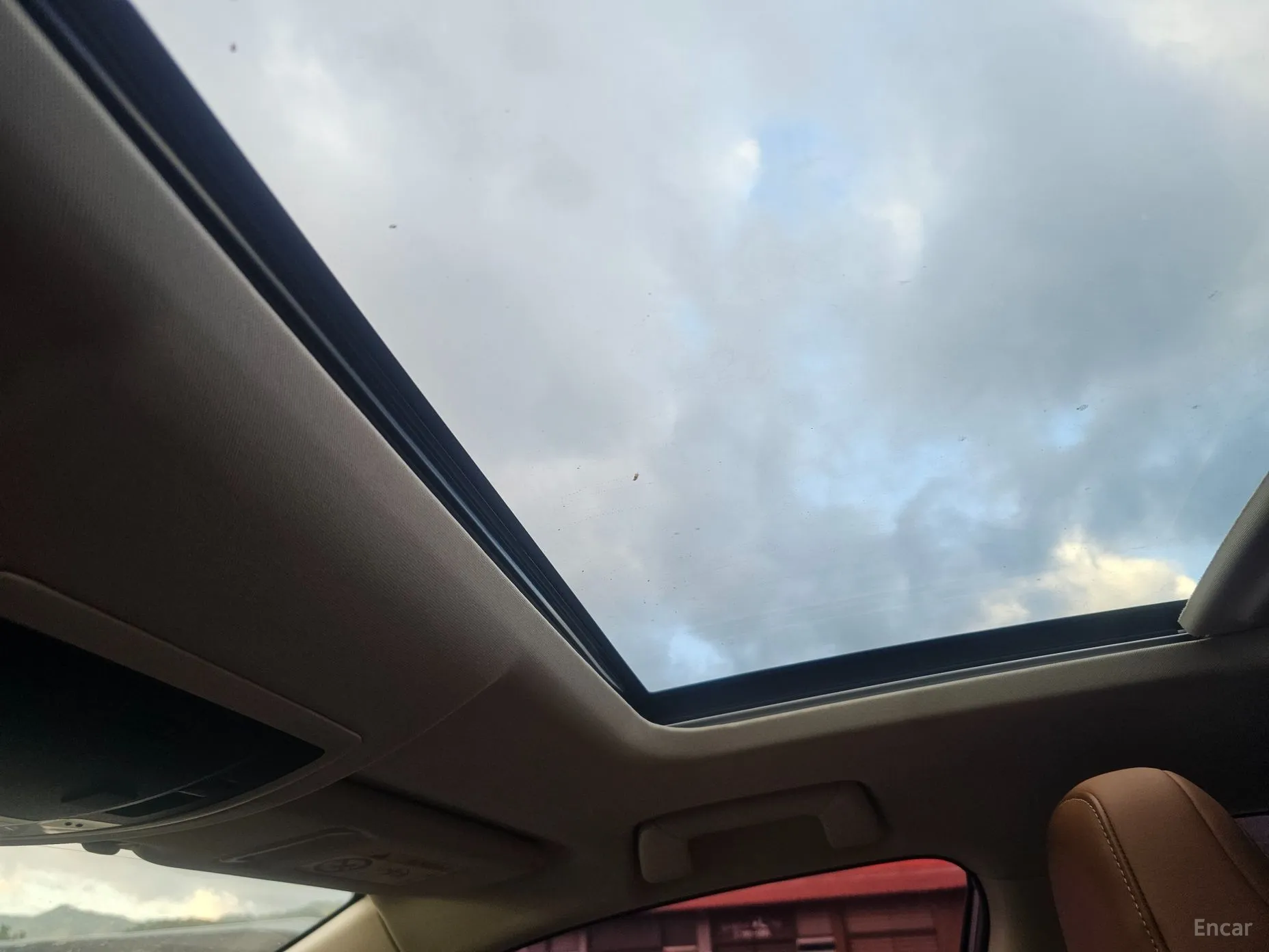 Lexus NX300h превью 8