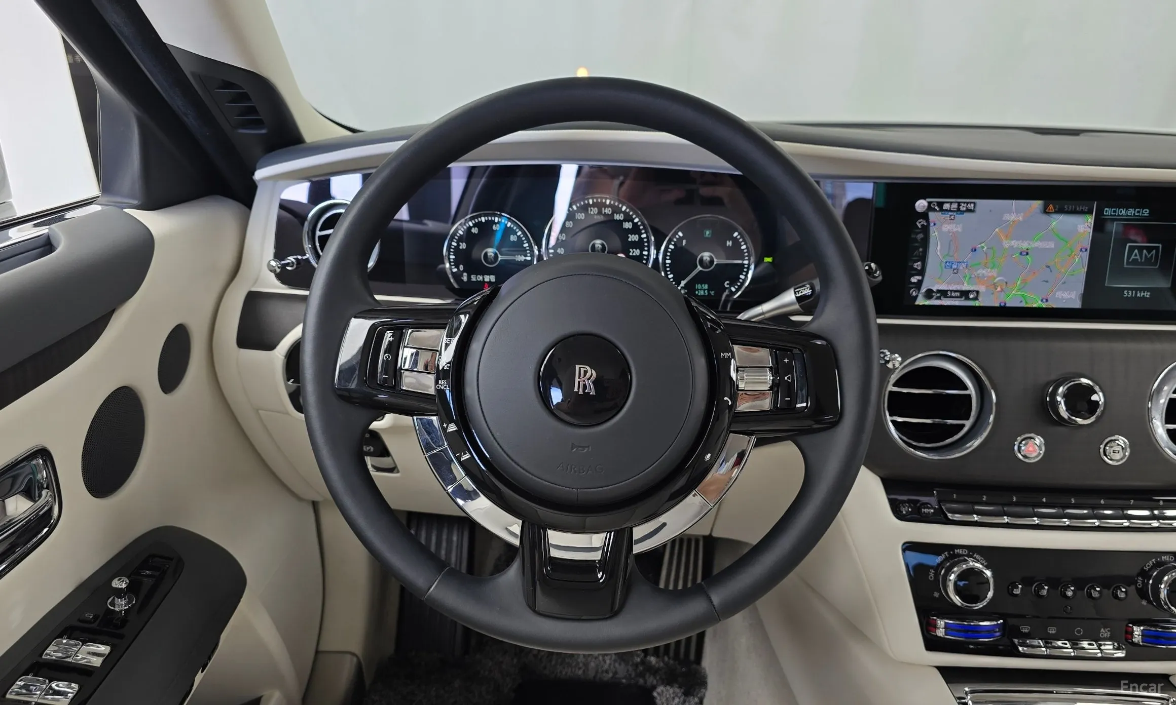 Rolls-Royce Ghost 2nd Generation превью 12