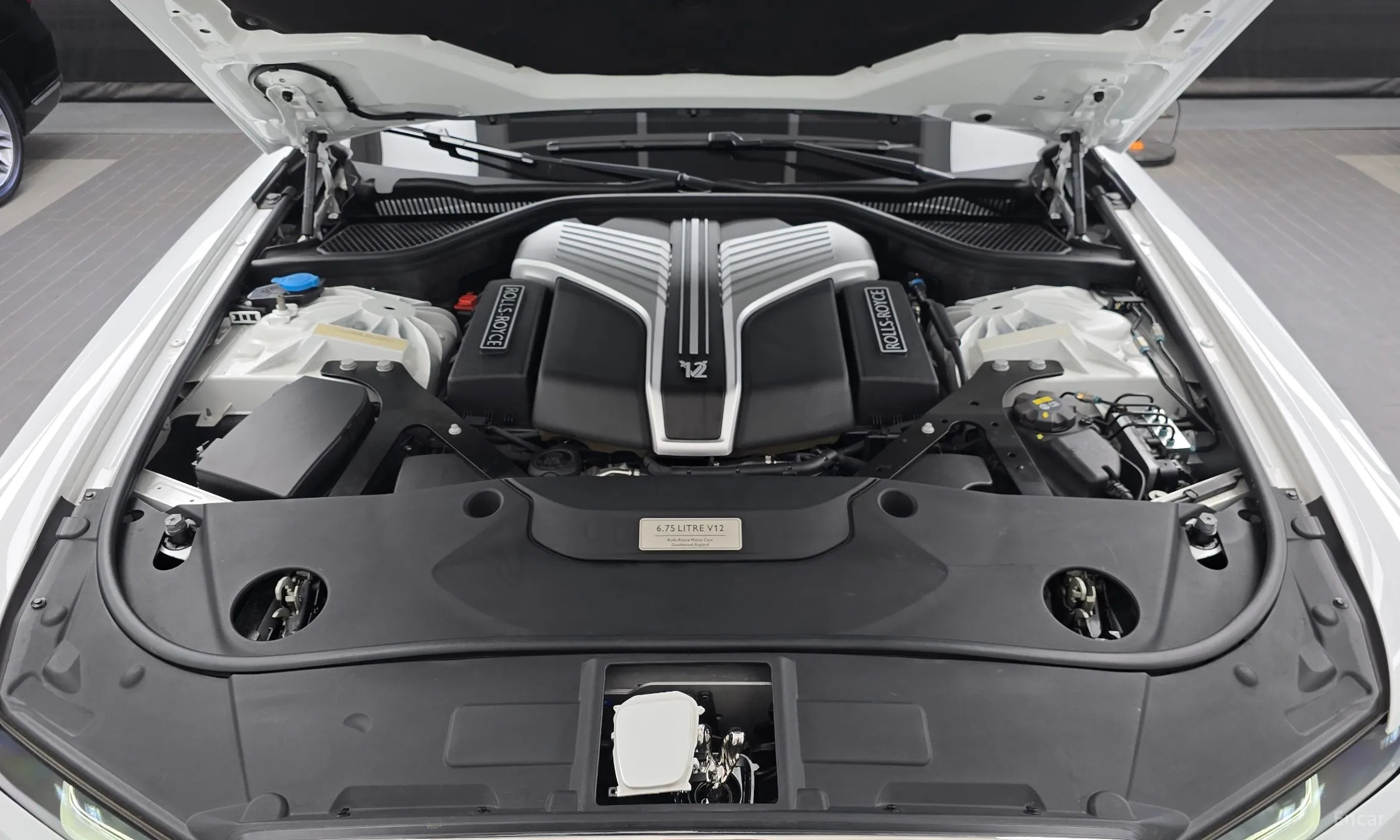 Rolls-Royce Ghost 2nd Generation превью 6